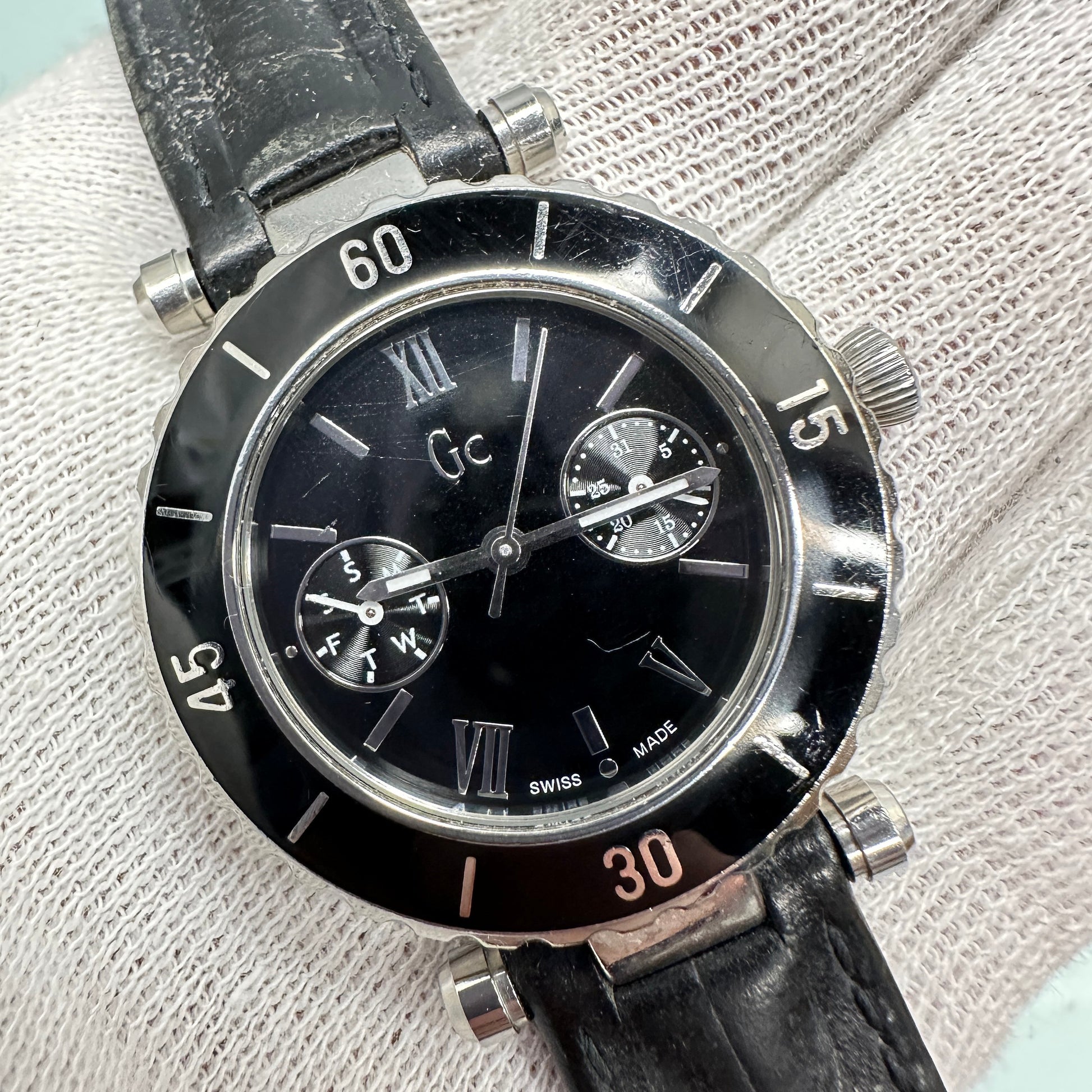 Guess Collection Stainless Steel Case Black Dial Swiss Ceramic Black Wristwatch