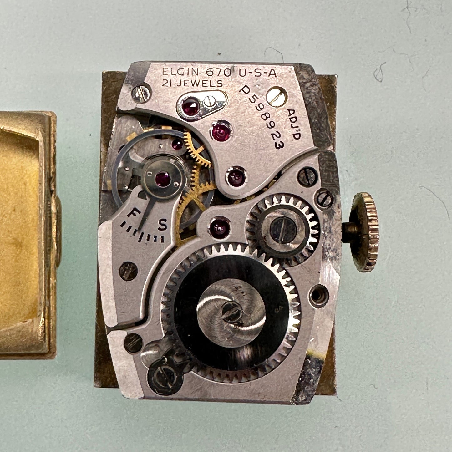 Antique Lord Elgin 14k Solid Gold Swiss Gentleman’s Art Deco Watch Adjusted with 21 Jewels c.1945