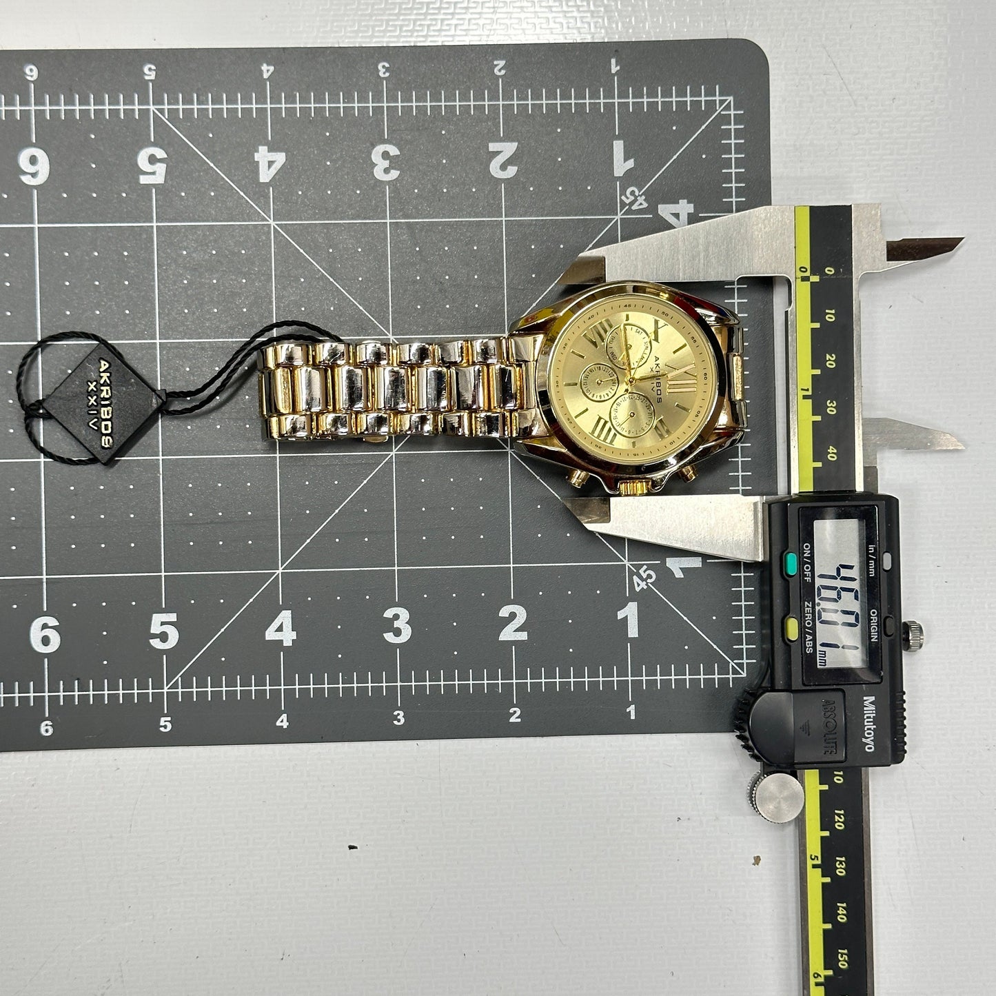 AKRIBOS XXIV Women’s Quartz Multifunction Fashion Bracelet Watch