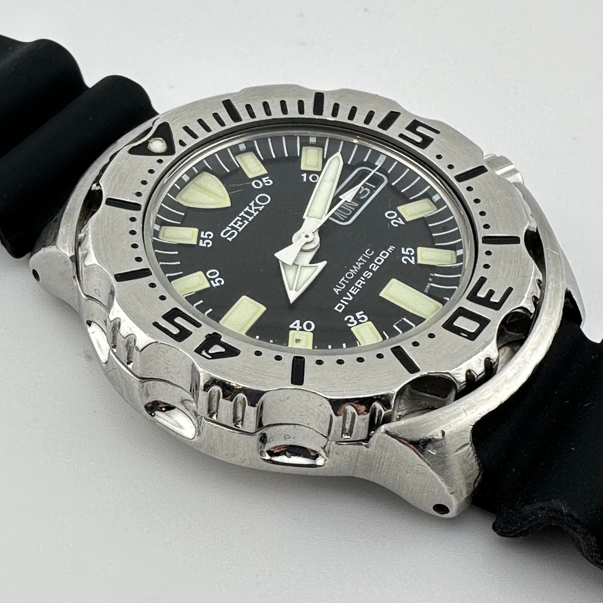 Seiko 1st Gen Automatic Black Monster SKX779 42mm Dive Watch