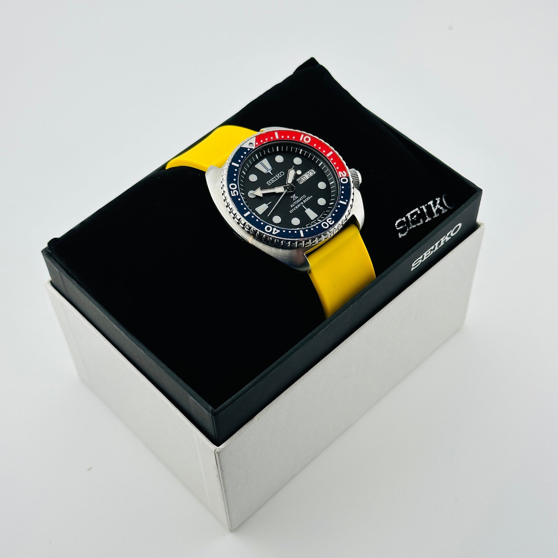 Seiko Prospex Diver's 200m Automatic 45mm Turtle Watch with Archer brand Silicone Strap