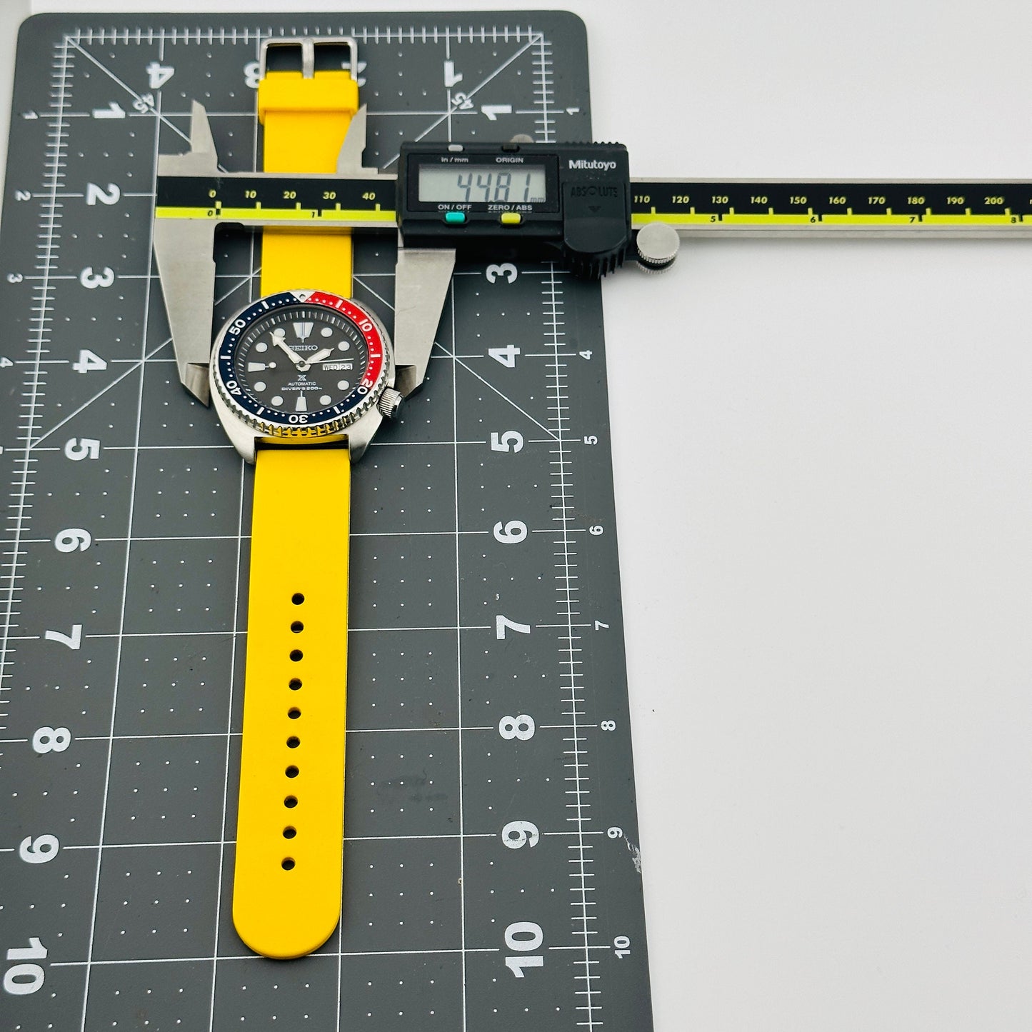 Seiko Prospex Diver's 200m Automatic 45mm Turtle Watch with Archer brand Silicone Strap