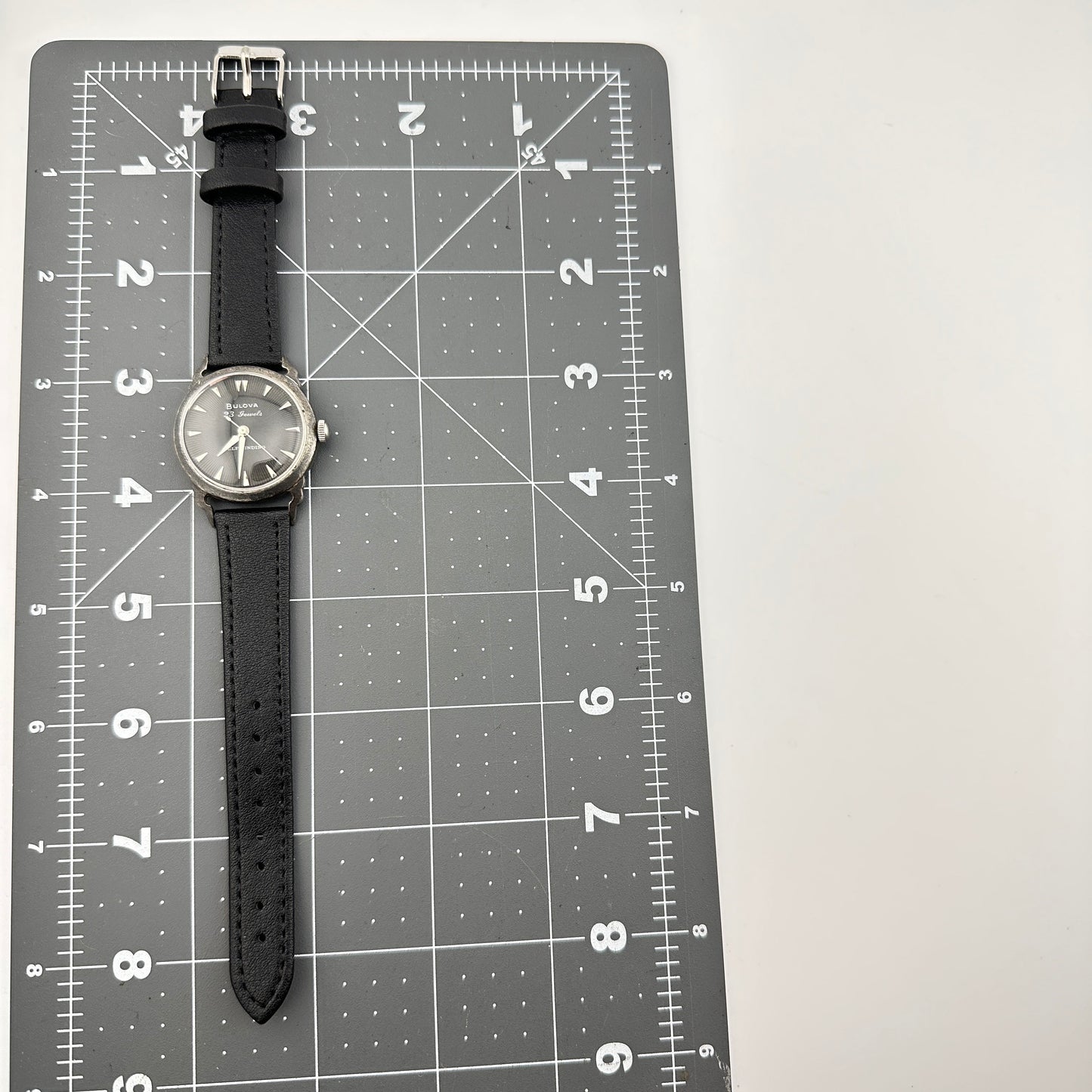 Bulova Sunburst Dial 23 Jewel Automatic 31mm Men’s Wristwatch c.1955