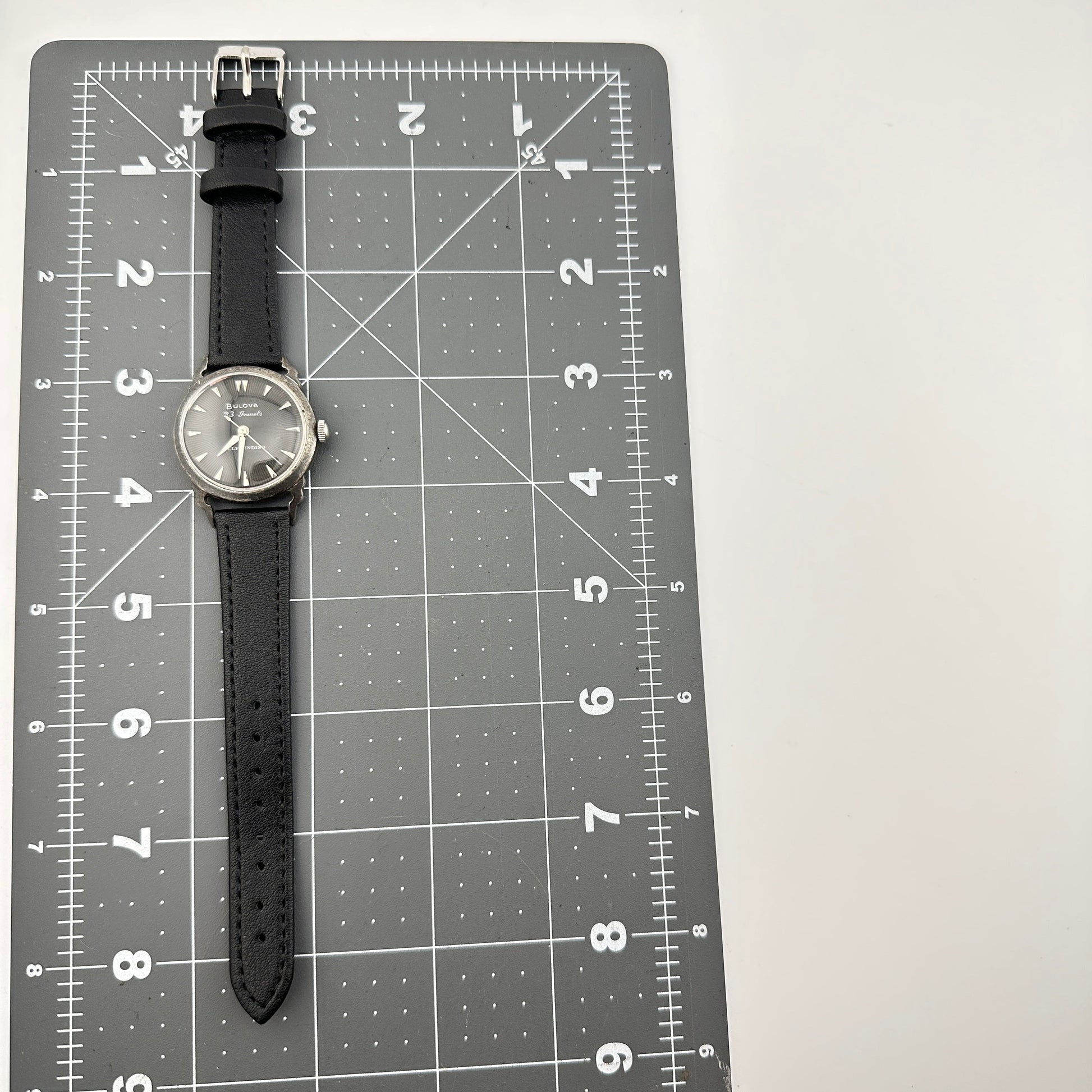 Bulova Sunburst Dial 23 Jewel Automatic 31mm Men’s Wristwatch c.1955