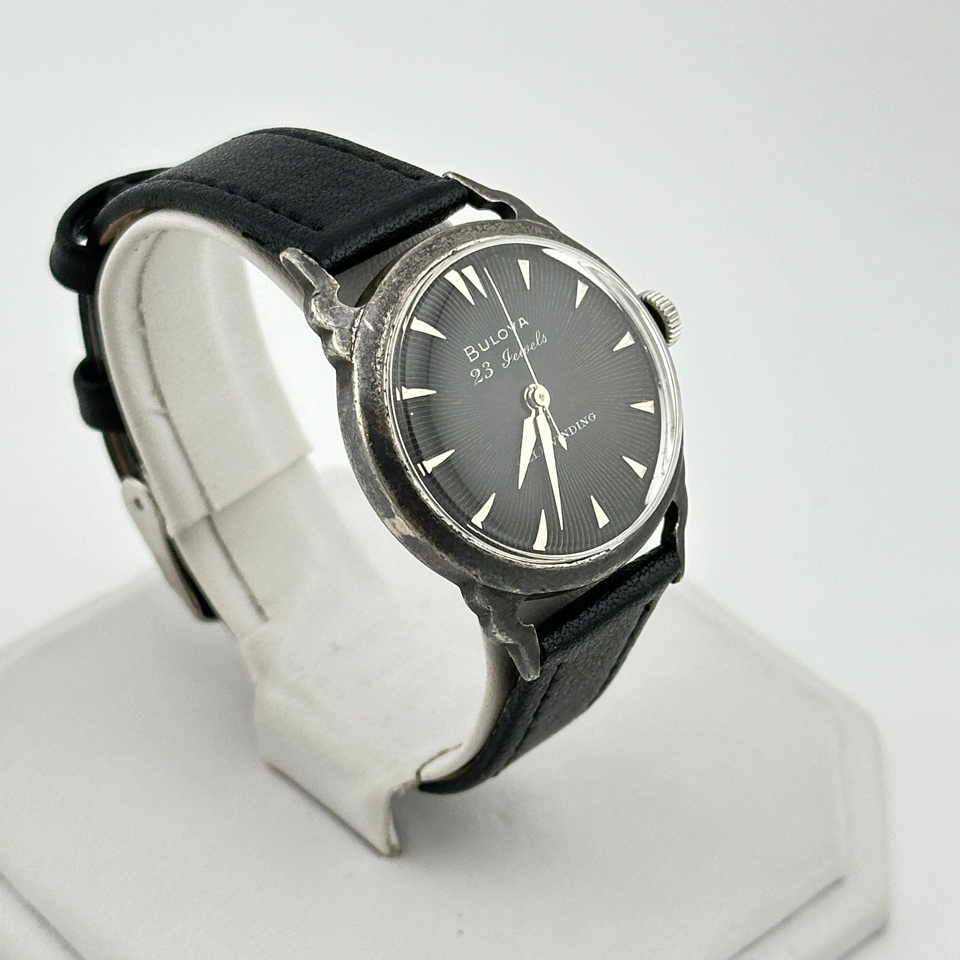 Bulova Sunburst Dial 23 Jewel Automatic 31mm Men’s Wristwatch c.1955