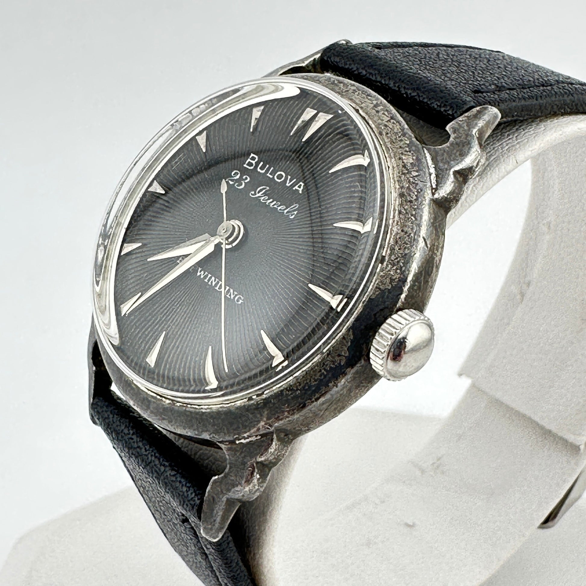 Bulova Sunburst Dial 23 Jewel Automatic 31mm Men’s Wristwatch c.1955