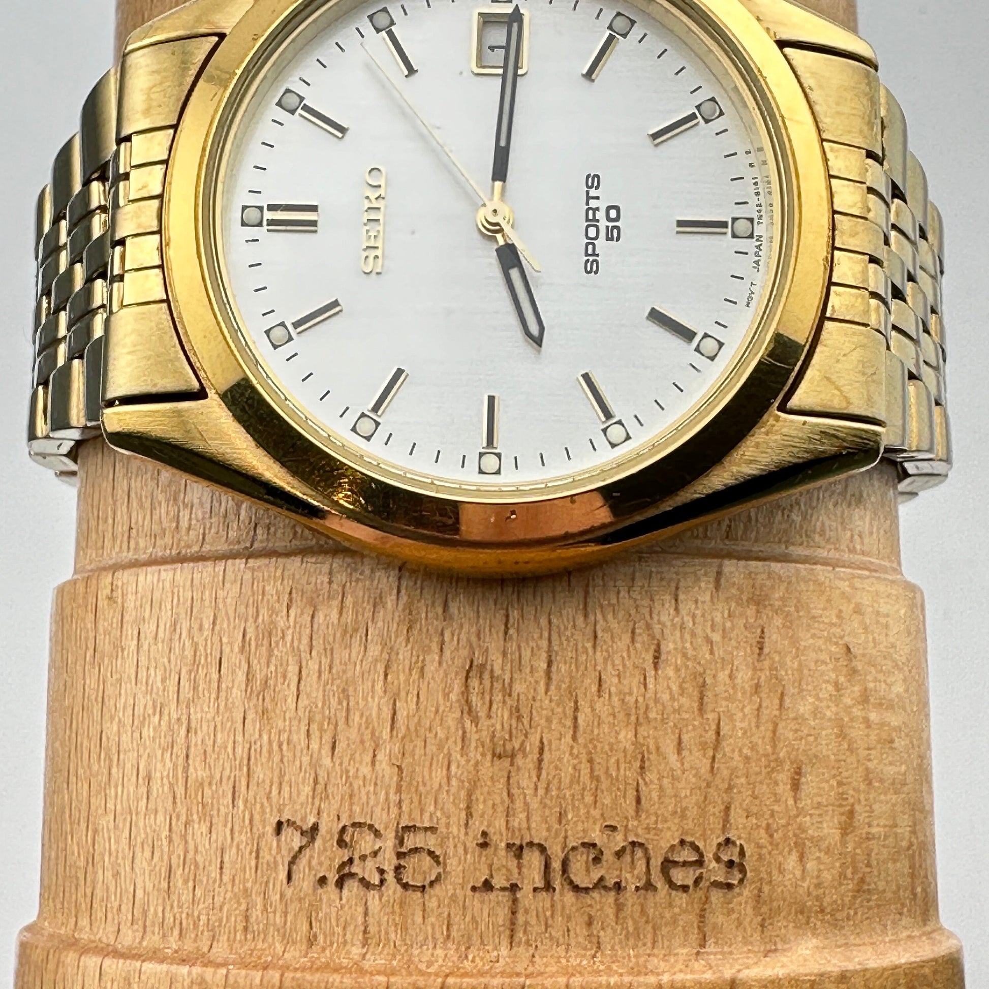 Seiko Sport 50 Gold Tone Stainless Steel 37mm Mens Watch c. Sept 1995