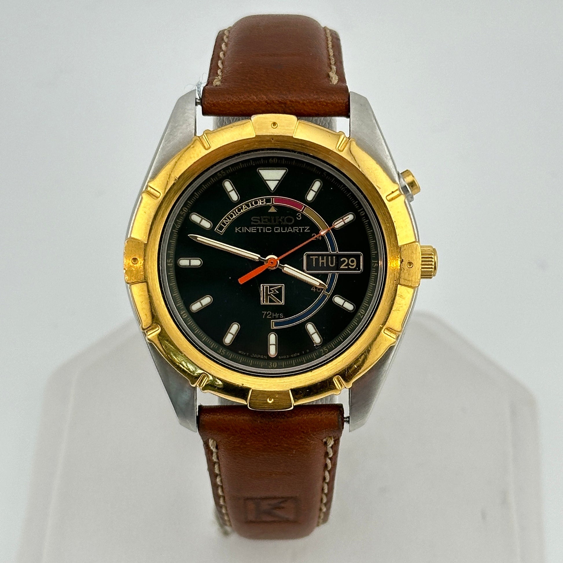 1st Gen Seiko Kinetic Stainless & Gold Trim Watch with Day and Date c.Oct 1994