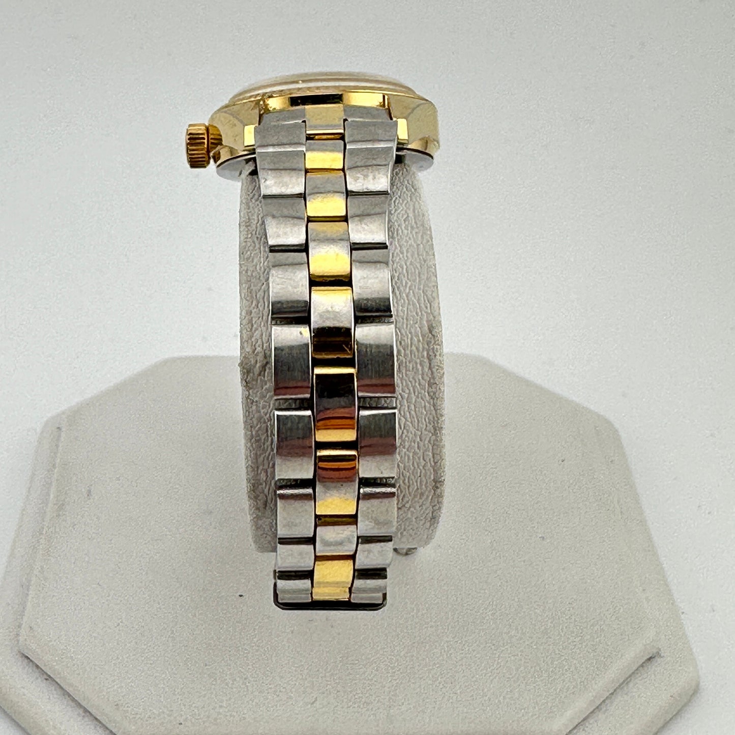 Vintage Timex Manual Wind 25mm Ladies Wristwatch