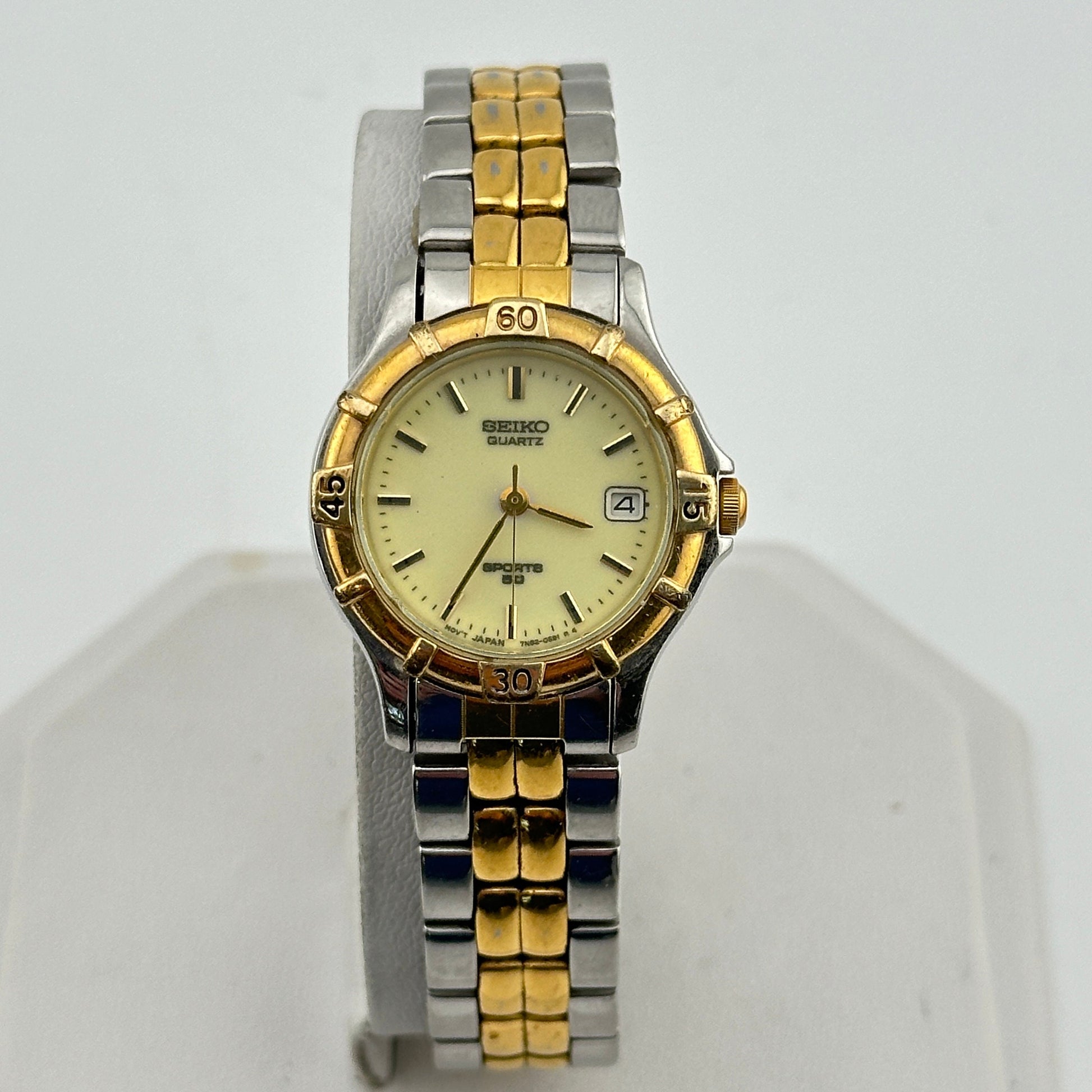 Seiko Sports 50 Gold Trim Ladies 26mm Quartz Watch c. March 1996