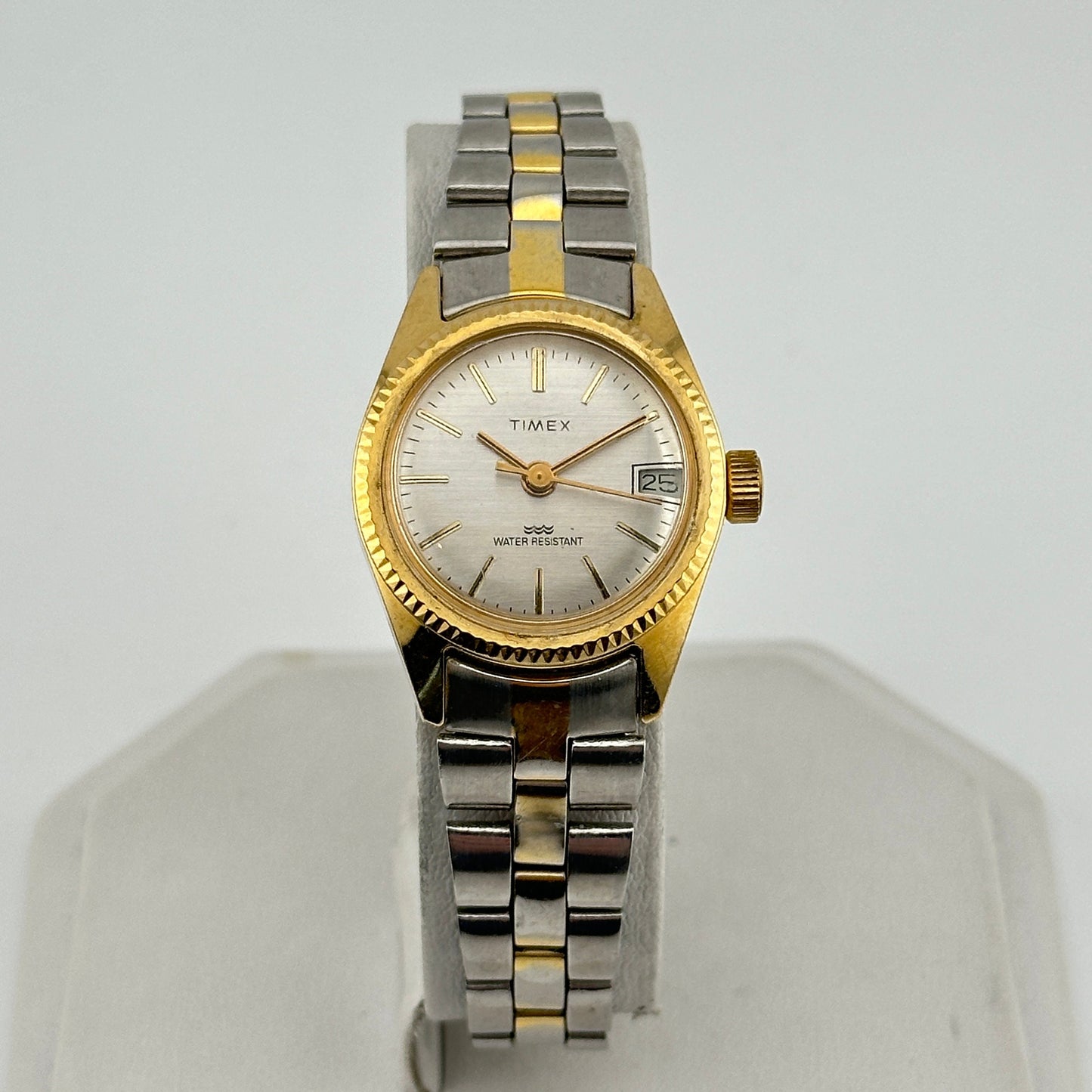 Vintage Timex Manual Wind 25mm Ladies Wristwatch