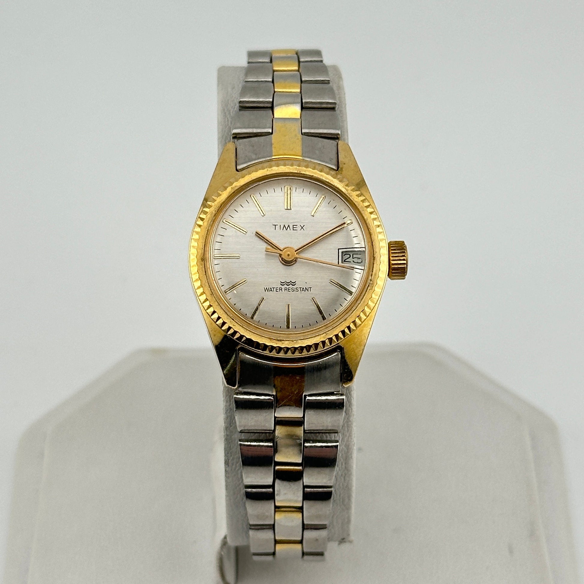 Vintage Timex Manual Wind 25mm Ladies Wristwatch