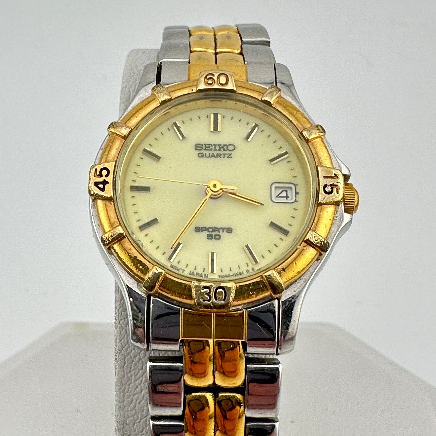 Seiko Sports 50 Gold Trim Ladies 26mm Quartz Watch c. March 1996