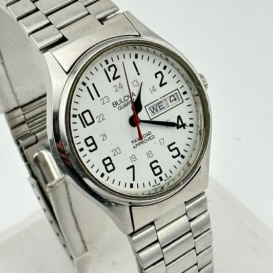 Vintage Bulova Accutron Railroad Approved Stainless Steel Day Date Quartz Mens 36mm Watch c.1983