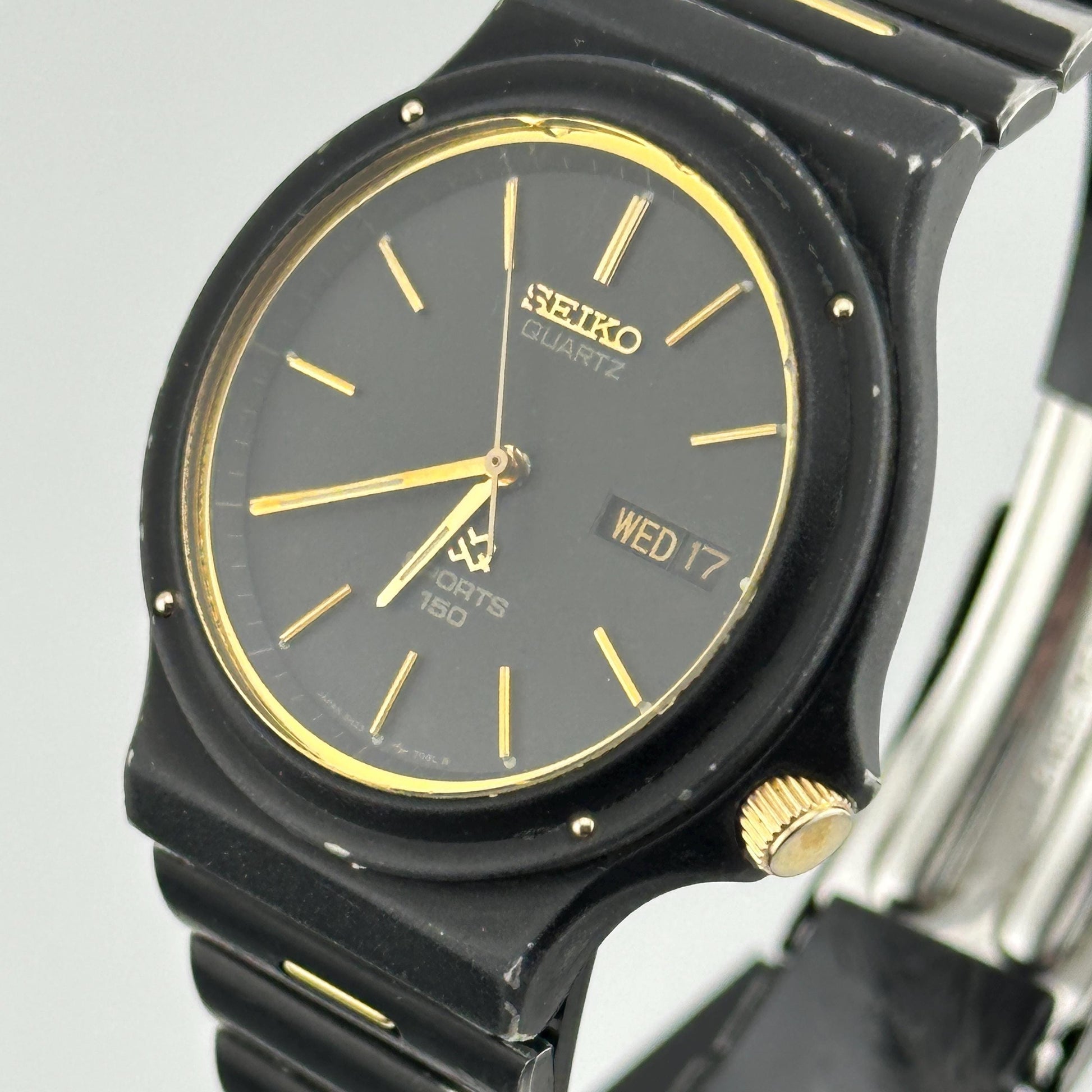 Seiko 150m Sports SQ 38mm Midsized Quartz PVD Coated Dive Watch c. Nov 1987