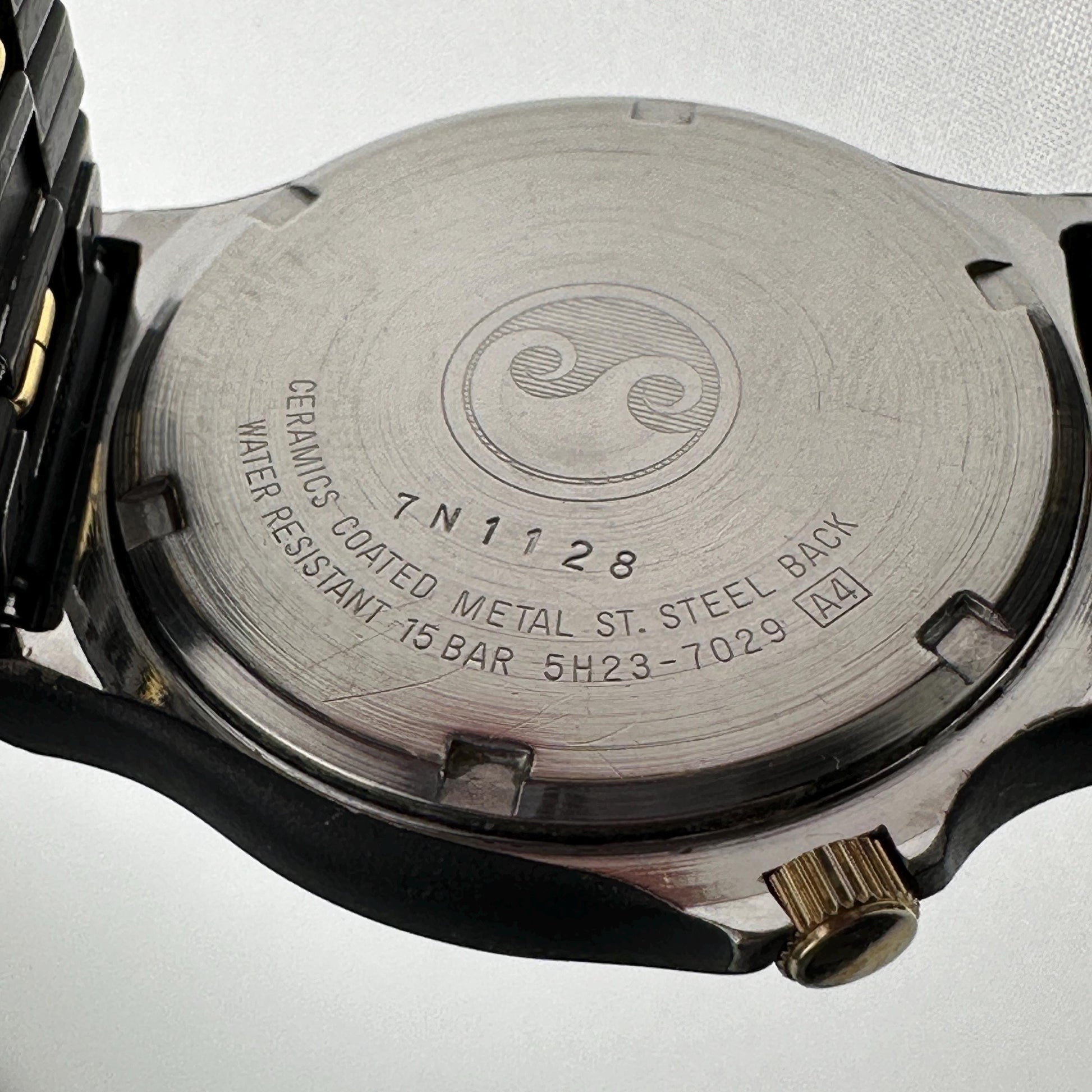 Seiko 150m Sports SQ 38mm Midsized Quartz PVD Coated Dive Watch c. Nov 1987