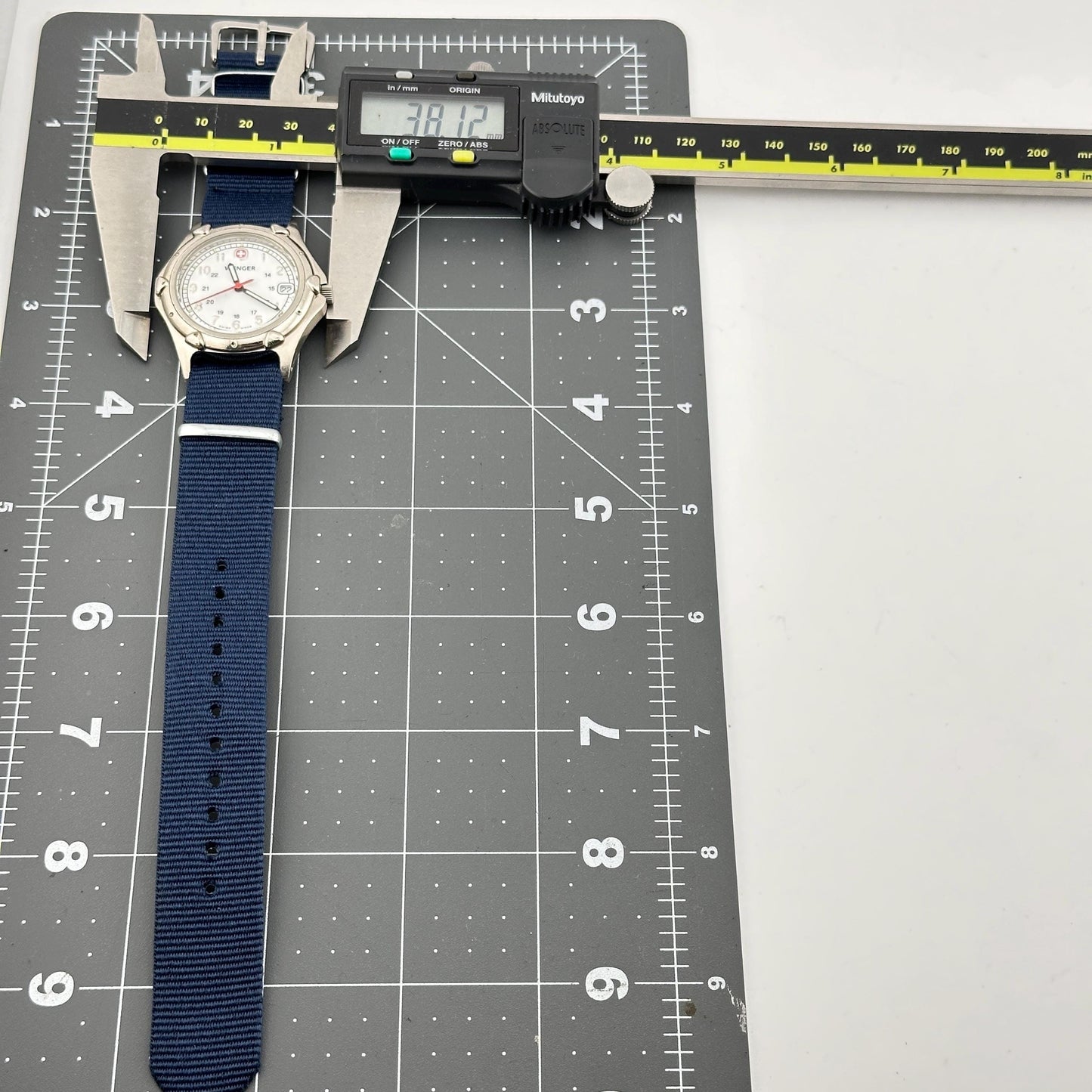 Wenger SAK Design White Dial Swiss Military 37mm Mens Watch