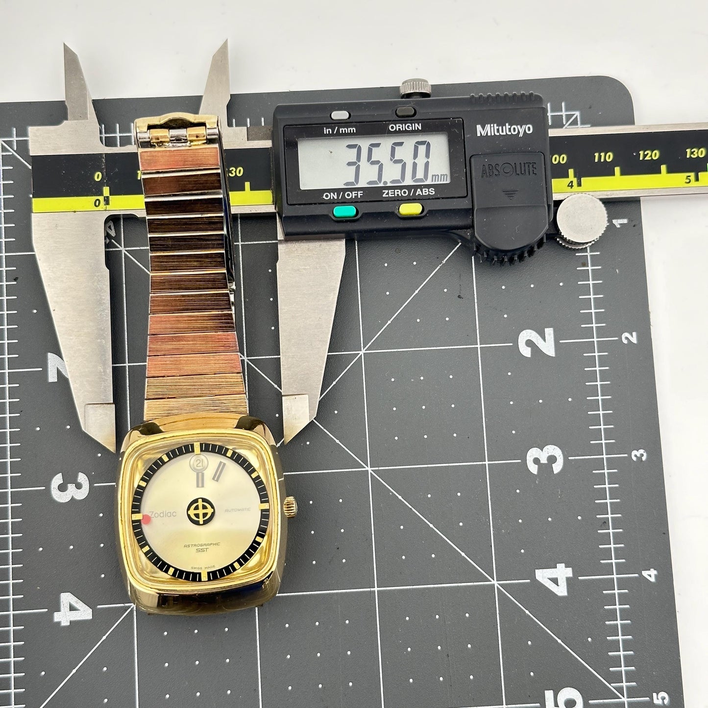 Zodiac Astrographic SST Mystery Dial Gentlemen’s 35mm Automatic Watch