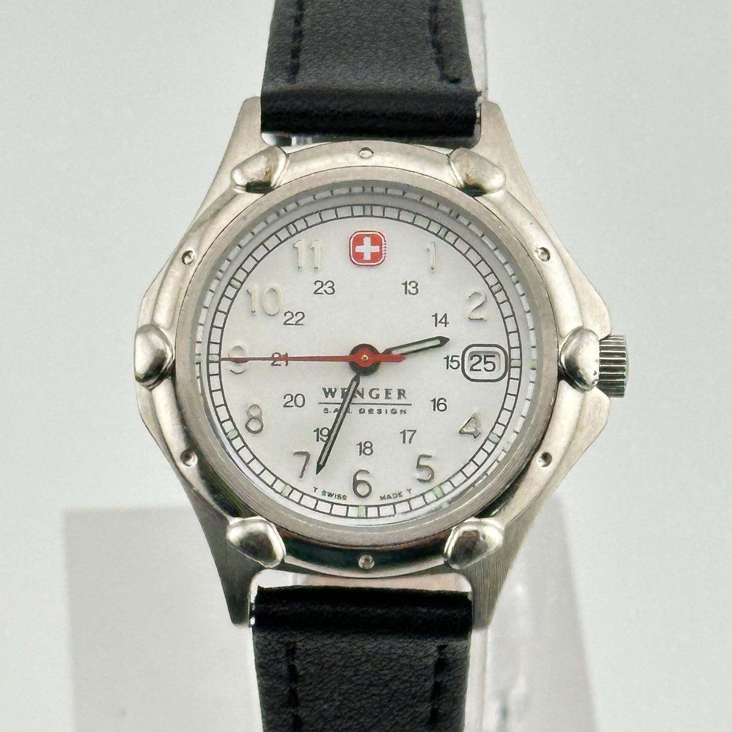 Wenger SAK Design White Dial Swiss Military 31mm Ladies Watch