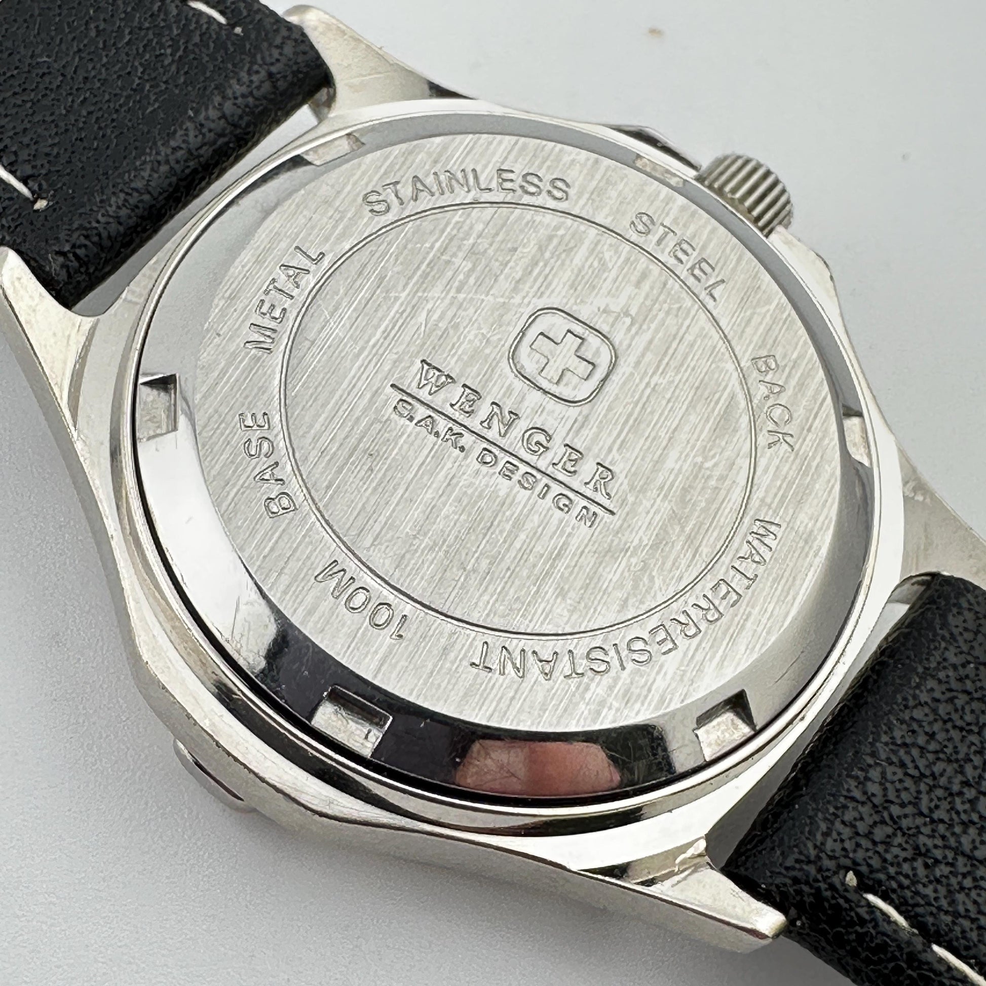 Wenger SAK Design White Dial Swiss Military 31mm Ladies Watch