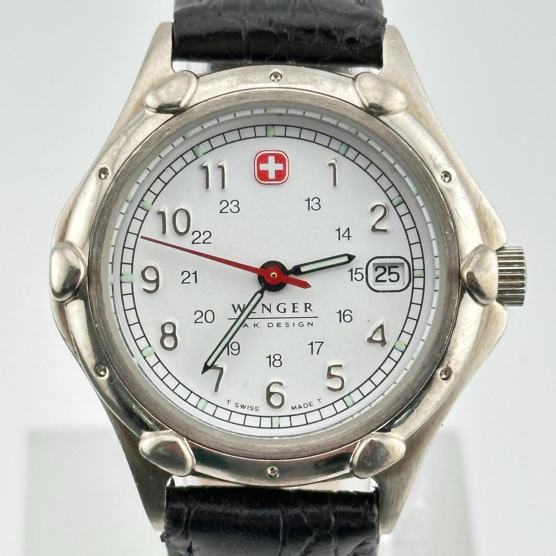 Wenger SAK Design White Dial Swiss Military 31mm Ladies Watch
