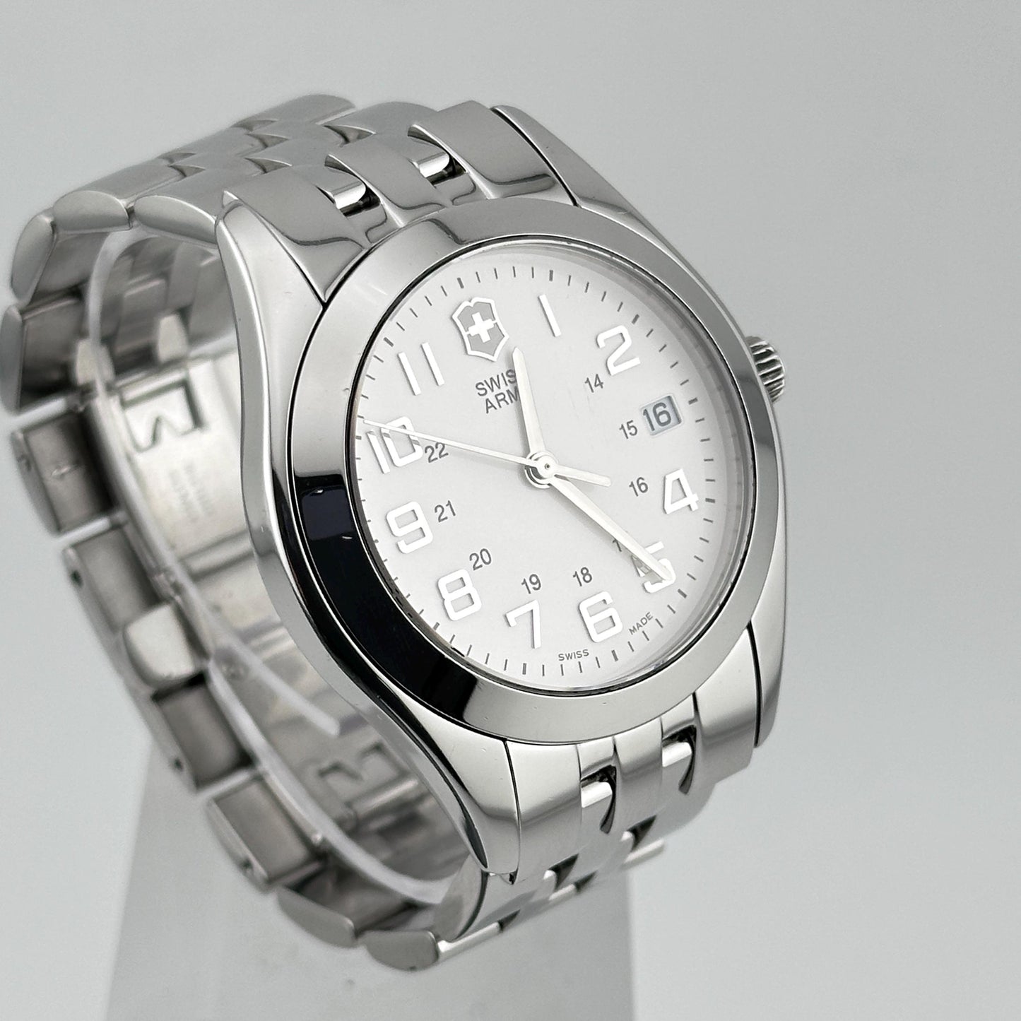 Victorinox Swiss Army Alliance Field Quartz 28mm Ladies Watch