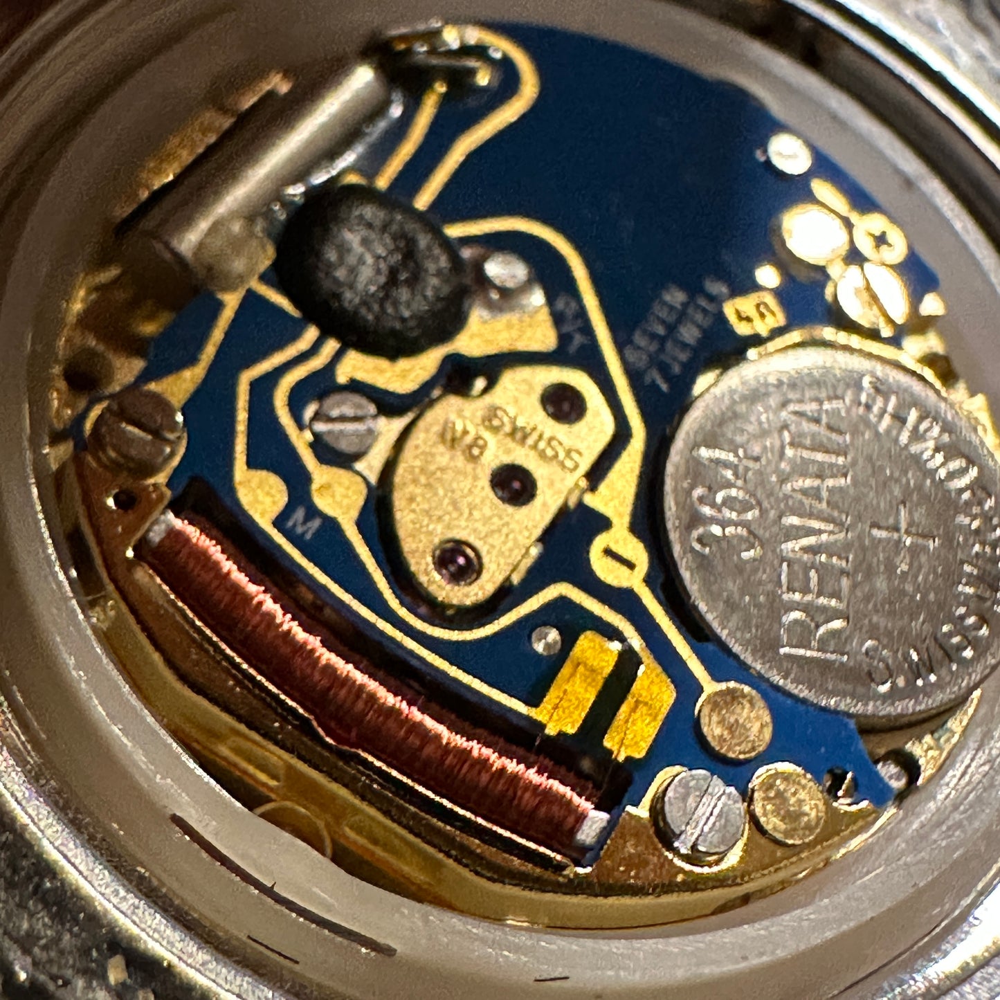 Raymond Weil Silver Tango White Mother Of Pearl Stainless Steel Diamond 5390 Women’s Wrist Watch