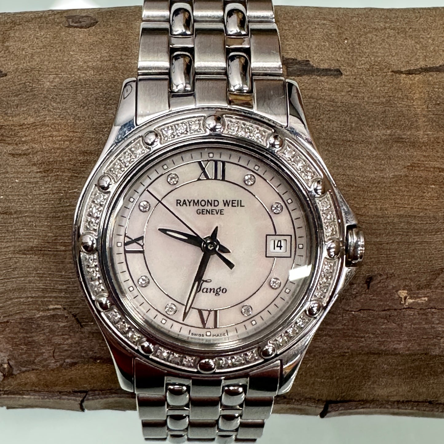 Raymond Weil Silver Tango White Mother Of Pearl Stainless Steel Diamond 5390 Women’s Wrist Watch