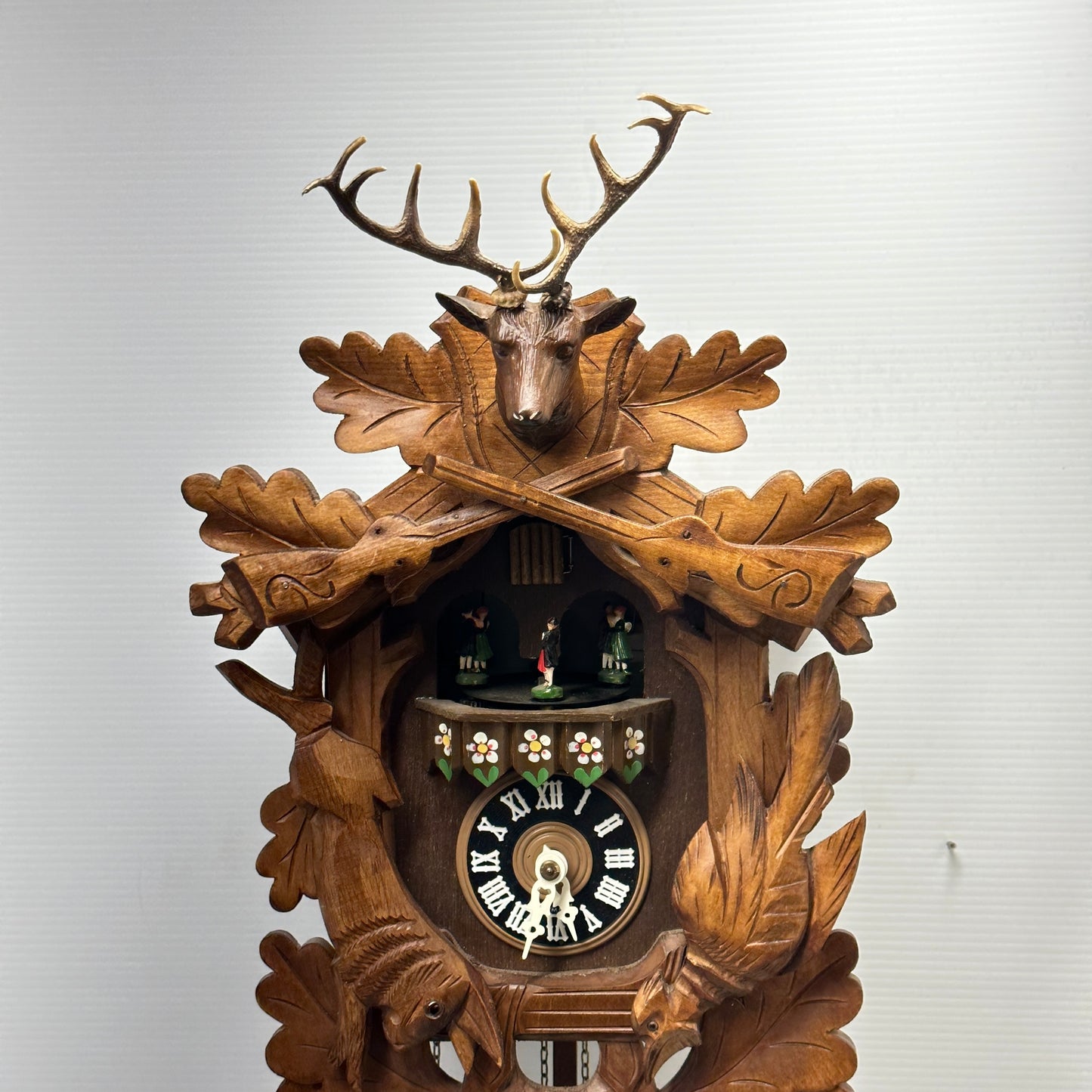 Albert Schwab Karlshrue - Musical Dancing Cuckoo Clock Hunting Themed