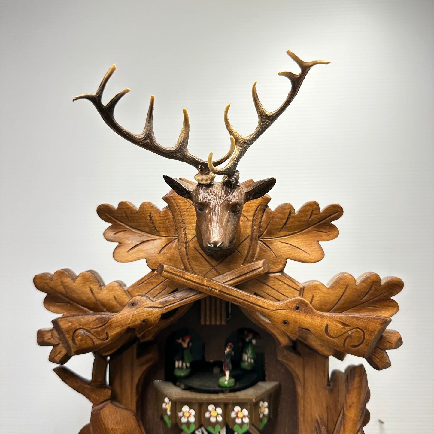 Albert Schwab Karlshrue - Musical Dancing Cuckoo Clock Hunting Themed