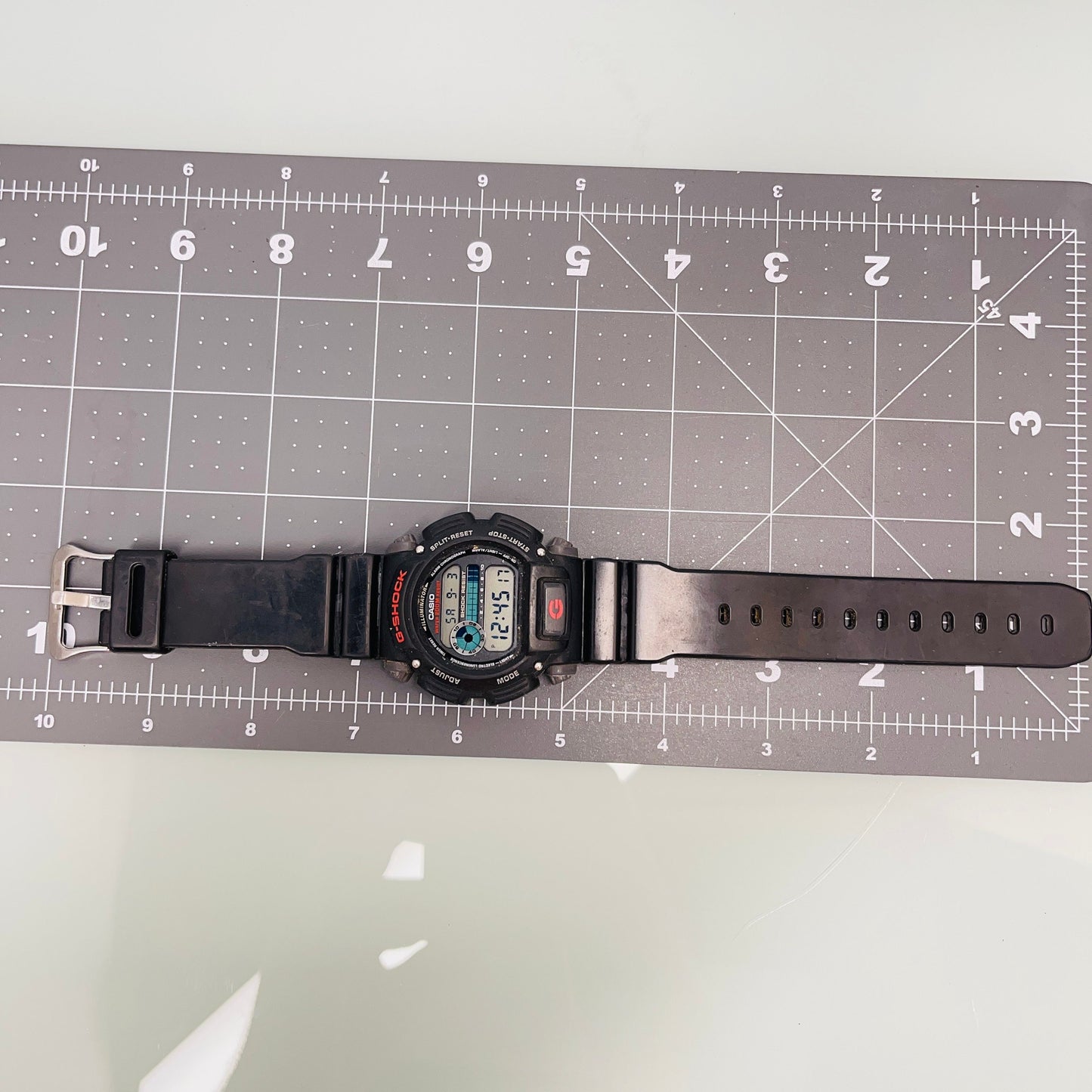 Casio G Shock - Digital -200M Wr- Red Accents