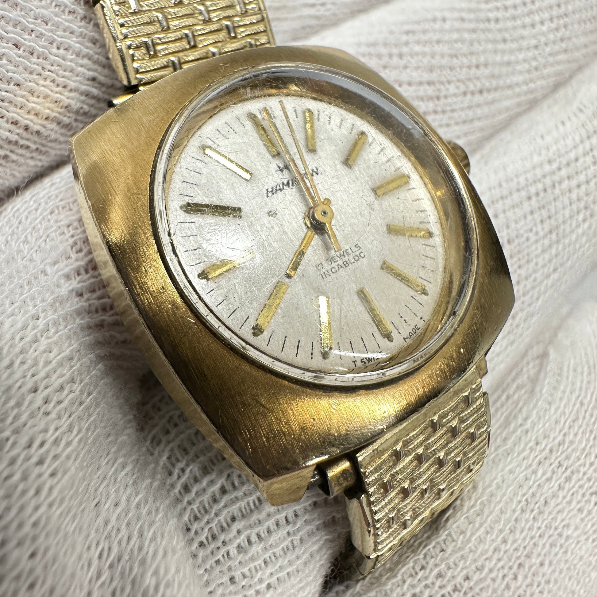 Hamilton Gold Incabloc 17 Jewel Swiss Wind-up Watch c.1960