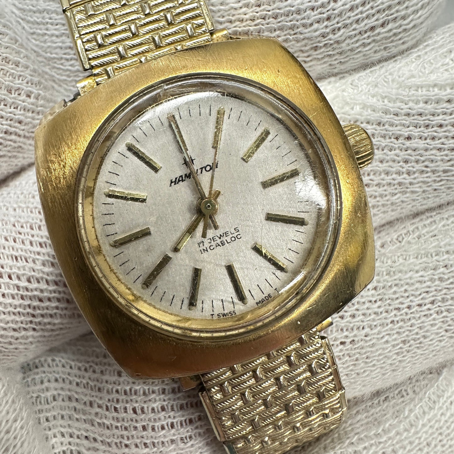 Hamilton Gold Incabloc 17 Jewel Swiss Wind-up Watch c.1960