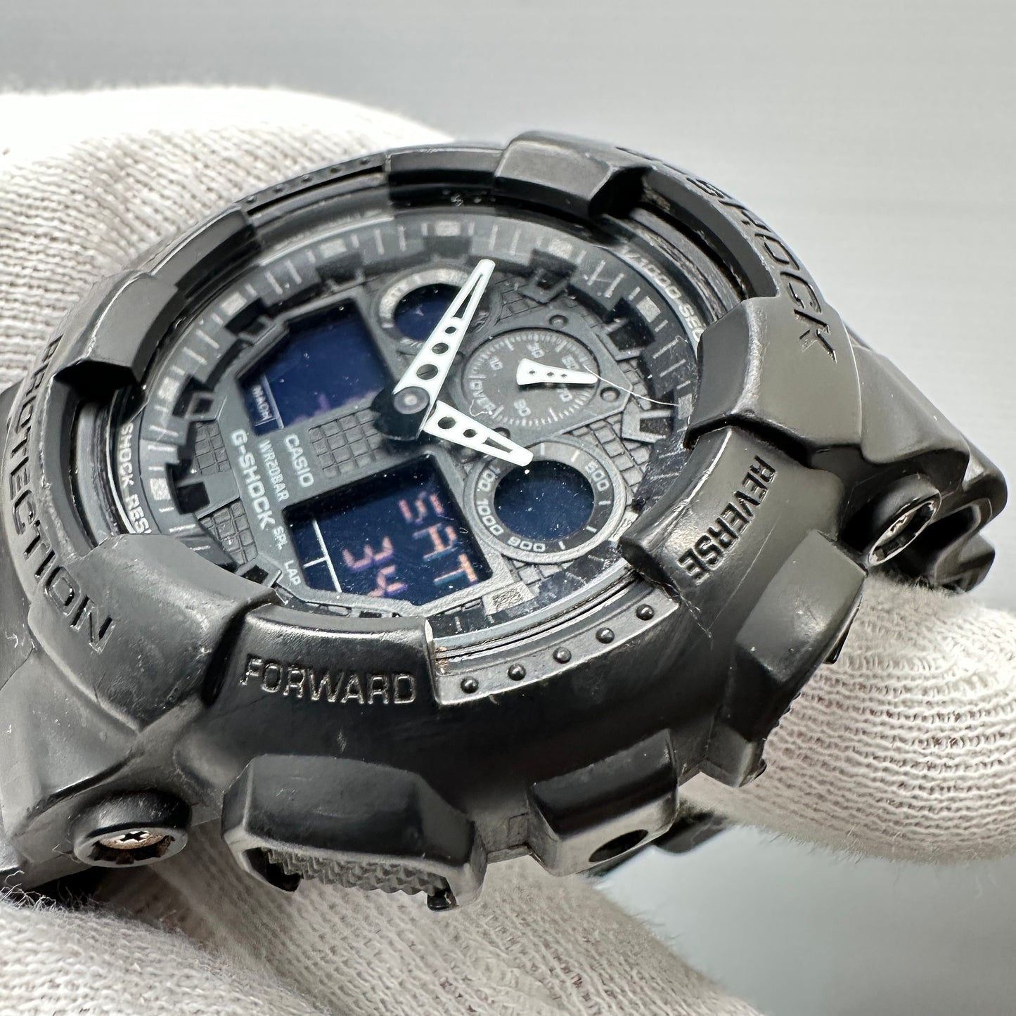 Casio G Shock - Digital -200M Wr- Black With Tin