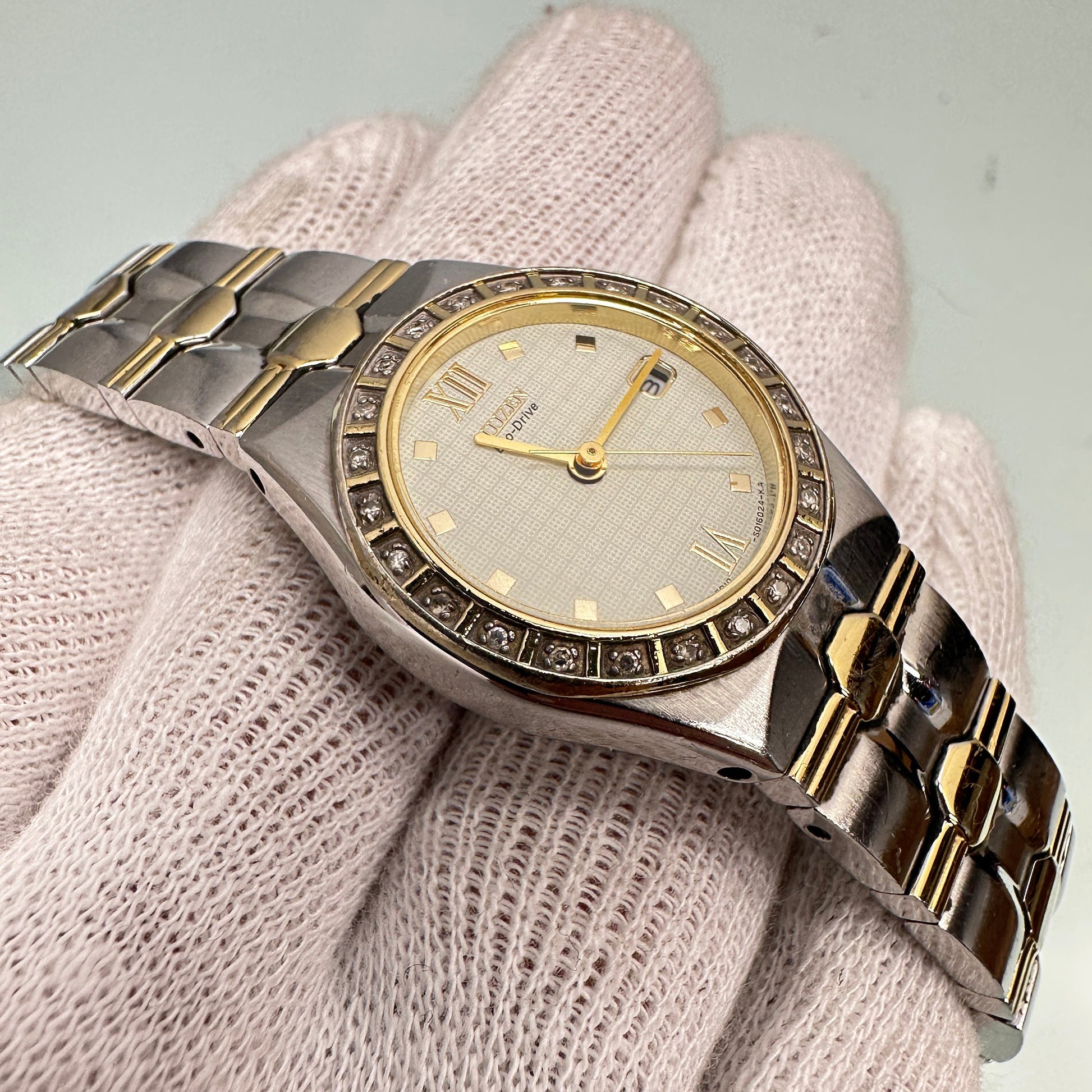 Vintage Citizen Eco-Drive Gold and Stainless steel watch with Crystal bezel