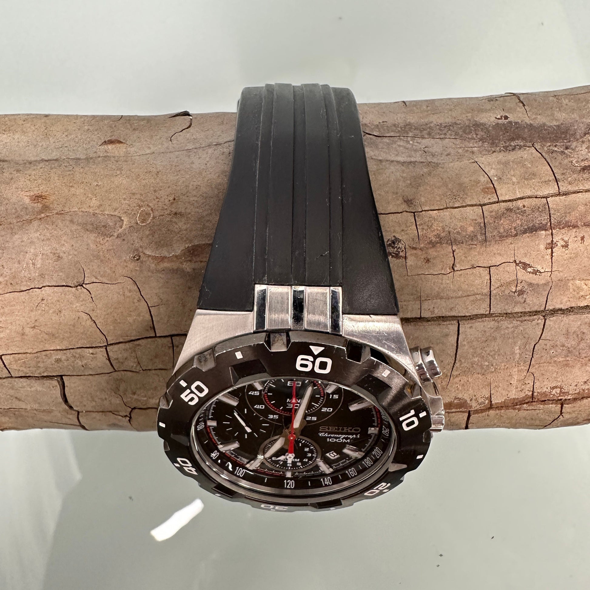 Seiko Chronograph 7T62 Quartz Watch with Black Dial and Stainless Steel Case and Original Band