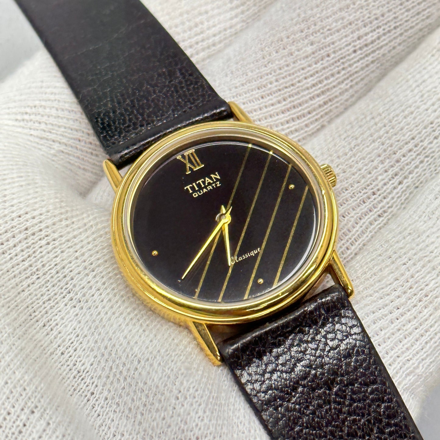 TITAN 18k Gold Plated Quartz Unisex Watch c.1999