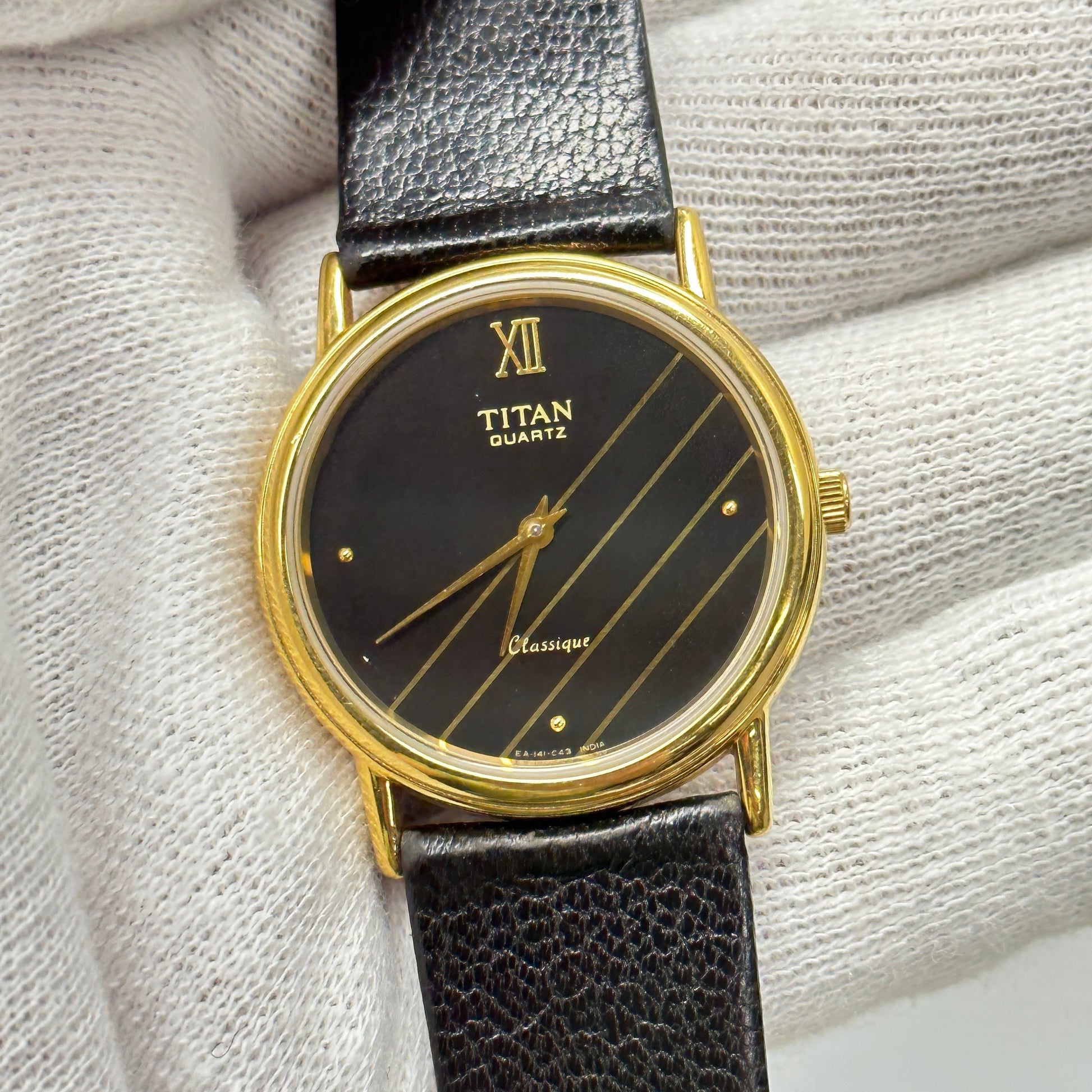 TITAN 18k Gold Plated Quartz Unisex Watch c.1999