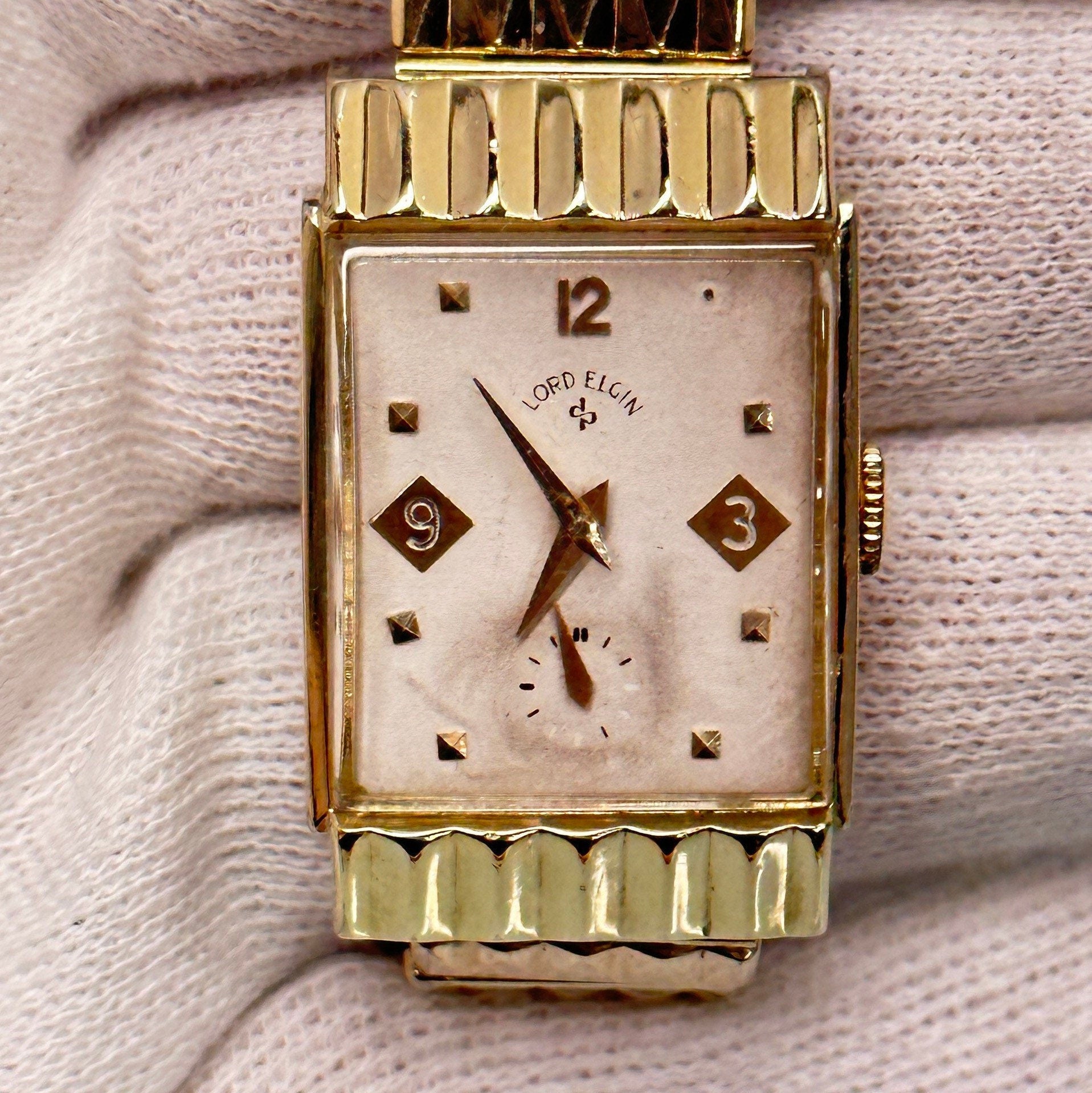 Antique Lord Elgin 14k Gold Filled Swiss Gentleman’s Art Deco Watch with 4 adjustments with 21 Jewels c.1958