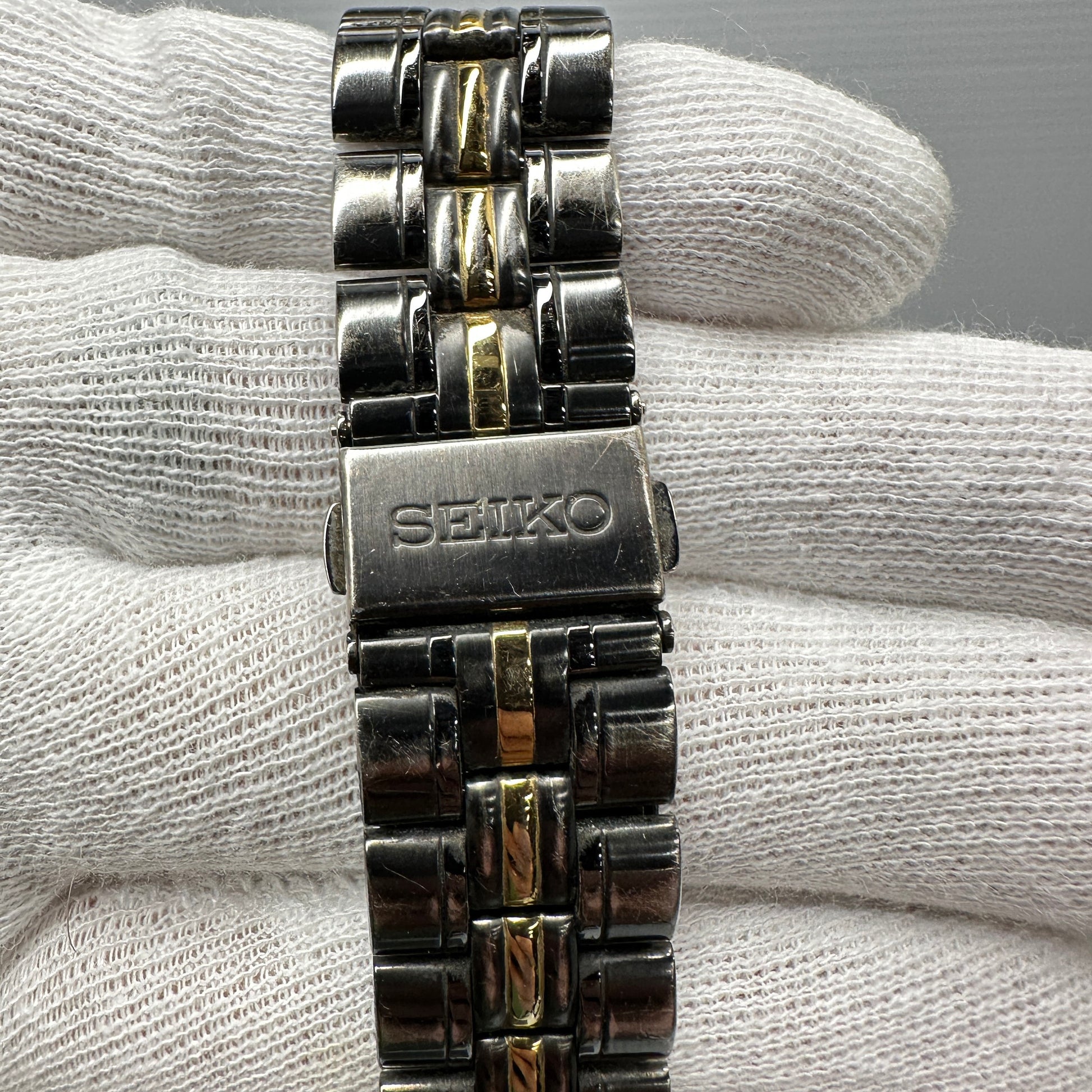 Seiko Kinetic Black & Gold Watch with Date c.1995