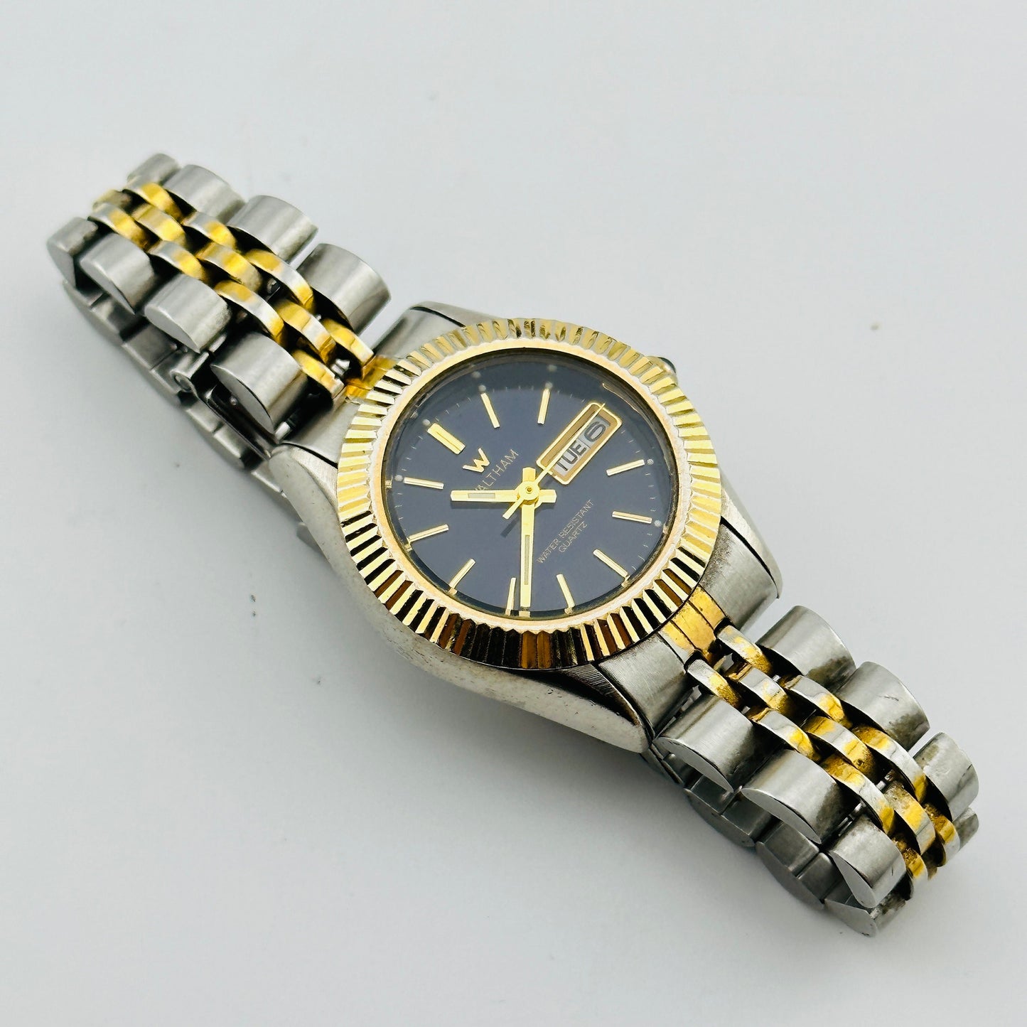 Waltham Two Tone Black Dial Ladies 25mm Quartz Wristwatch c. 1980