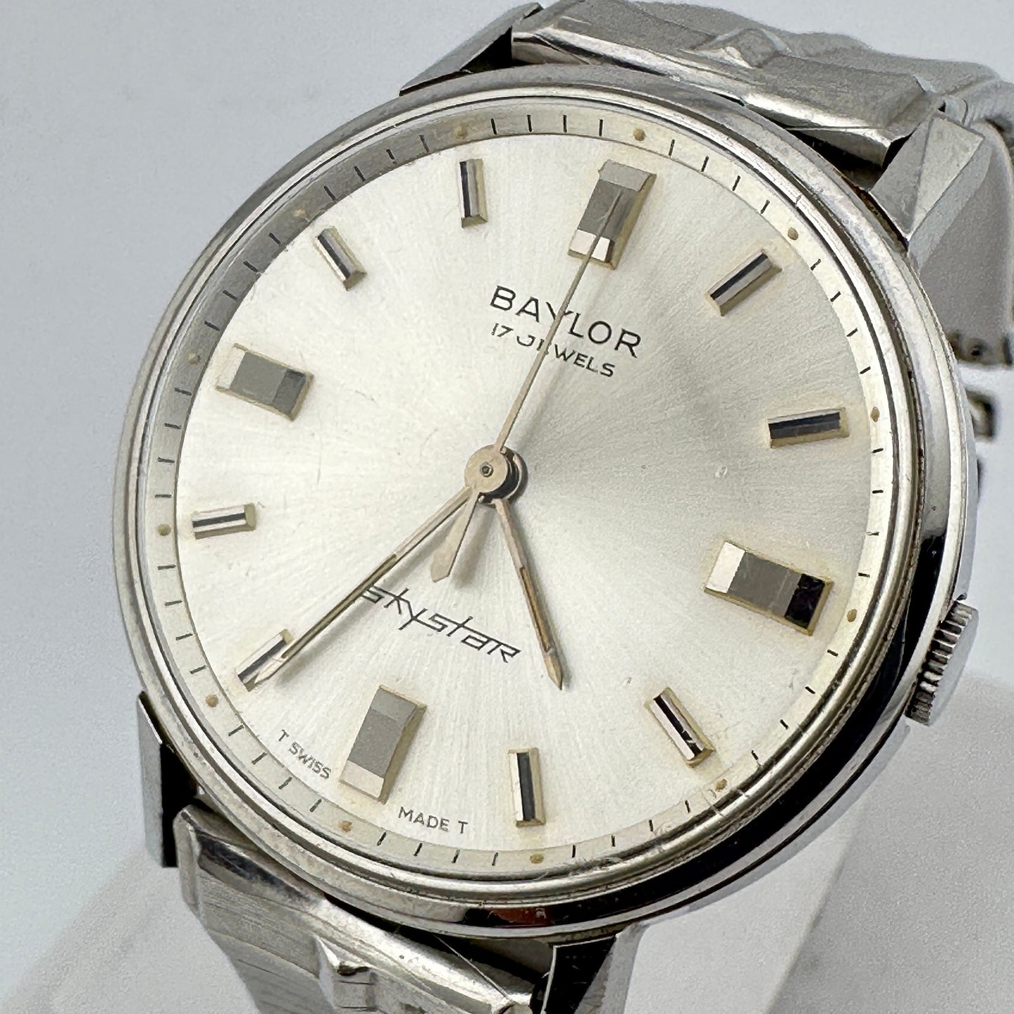 Baylor Skystar Stainless Steel Manual Wind 34mm Midsize Watch c. 1960