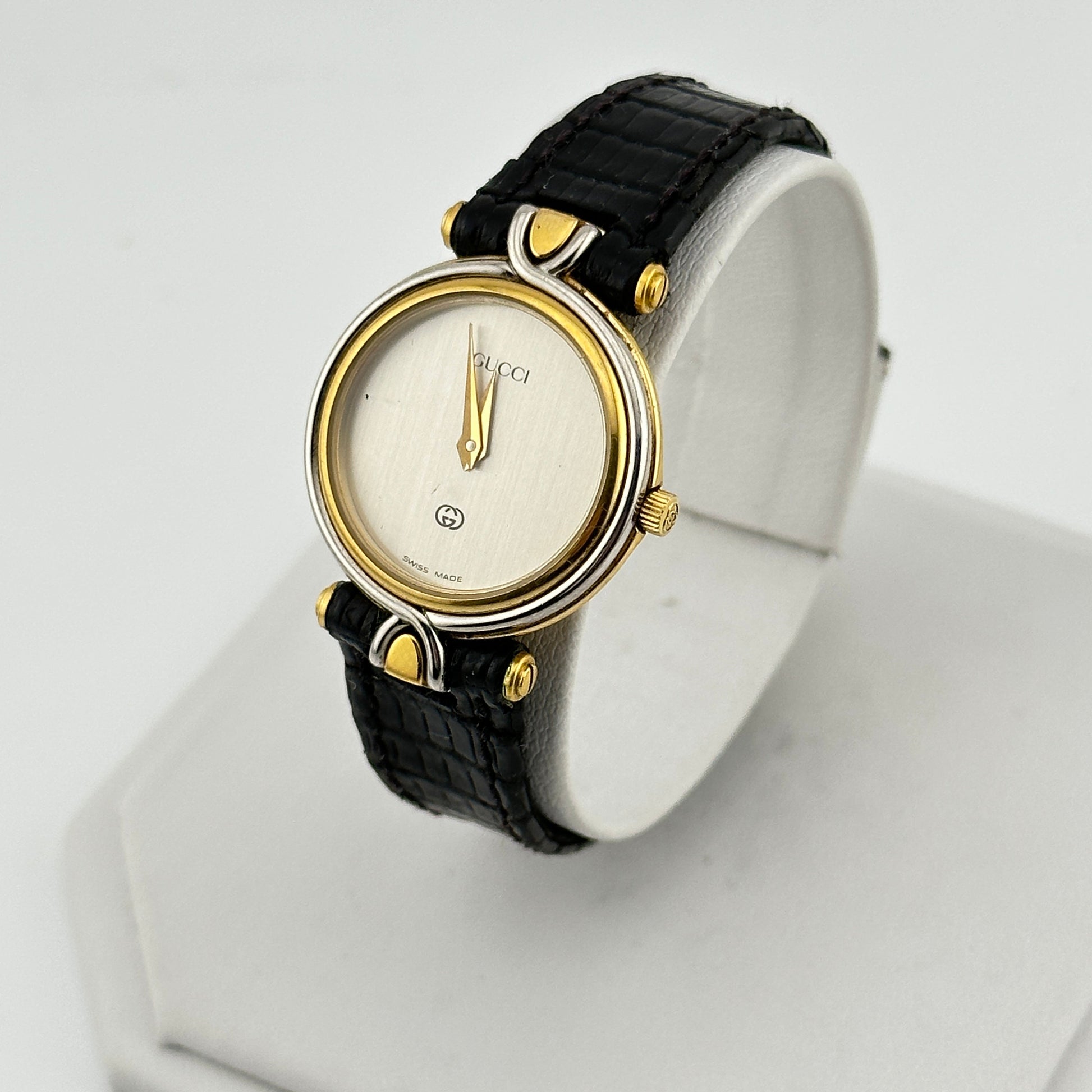 Vintage Gucci 18k Gold Plated Watch with Silver Dial and Leather Strap