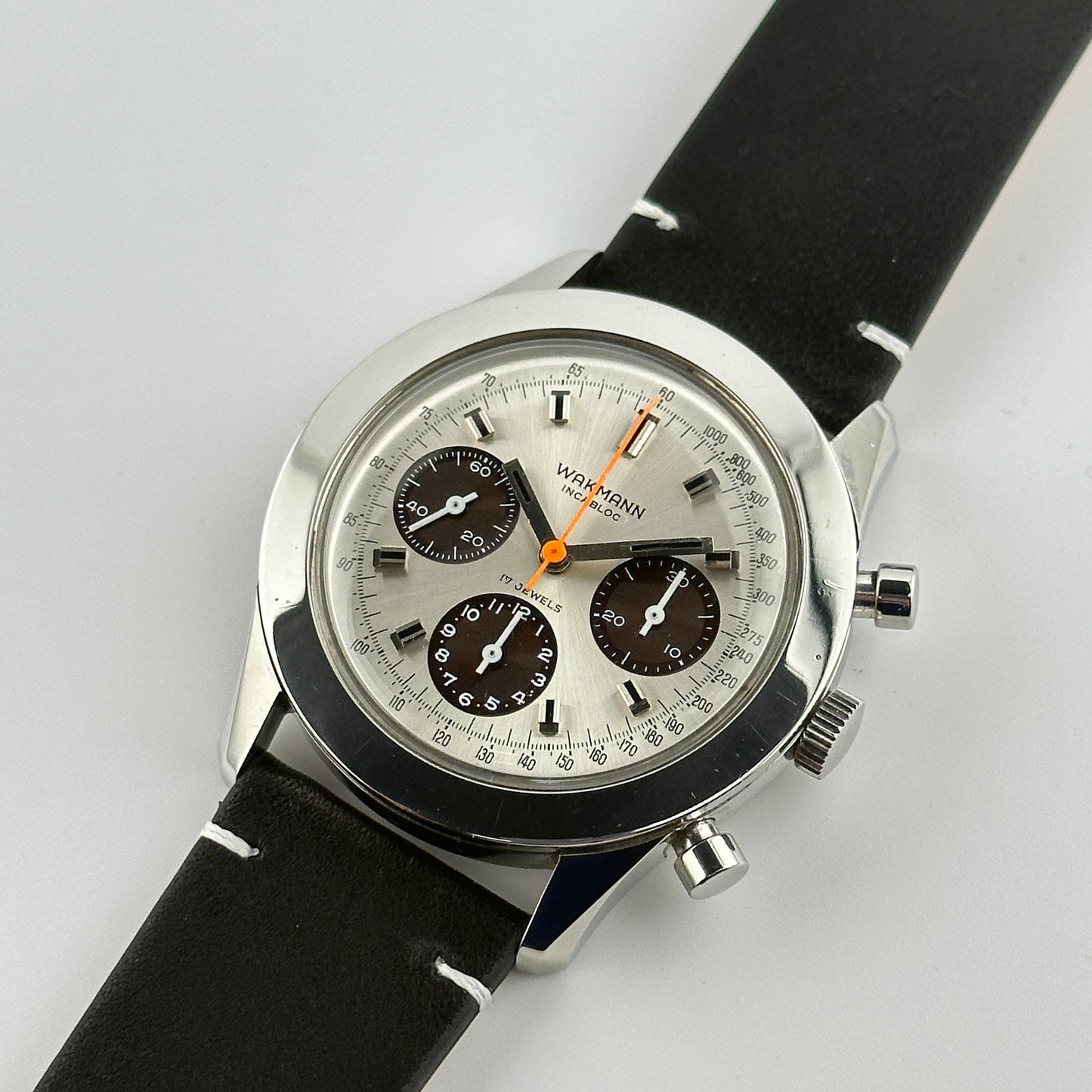 Wakmann Gigandet Chronograph Tri-Compax Valjoux 726 Incabloc 17 Jewel Wristwatch c.1960