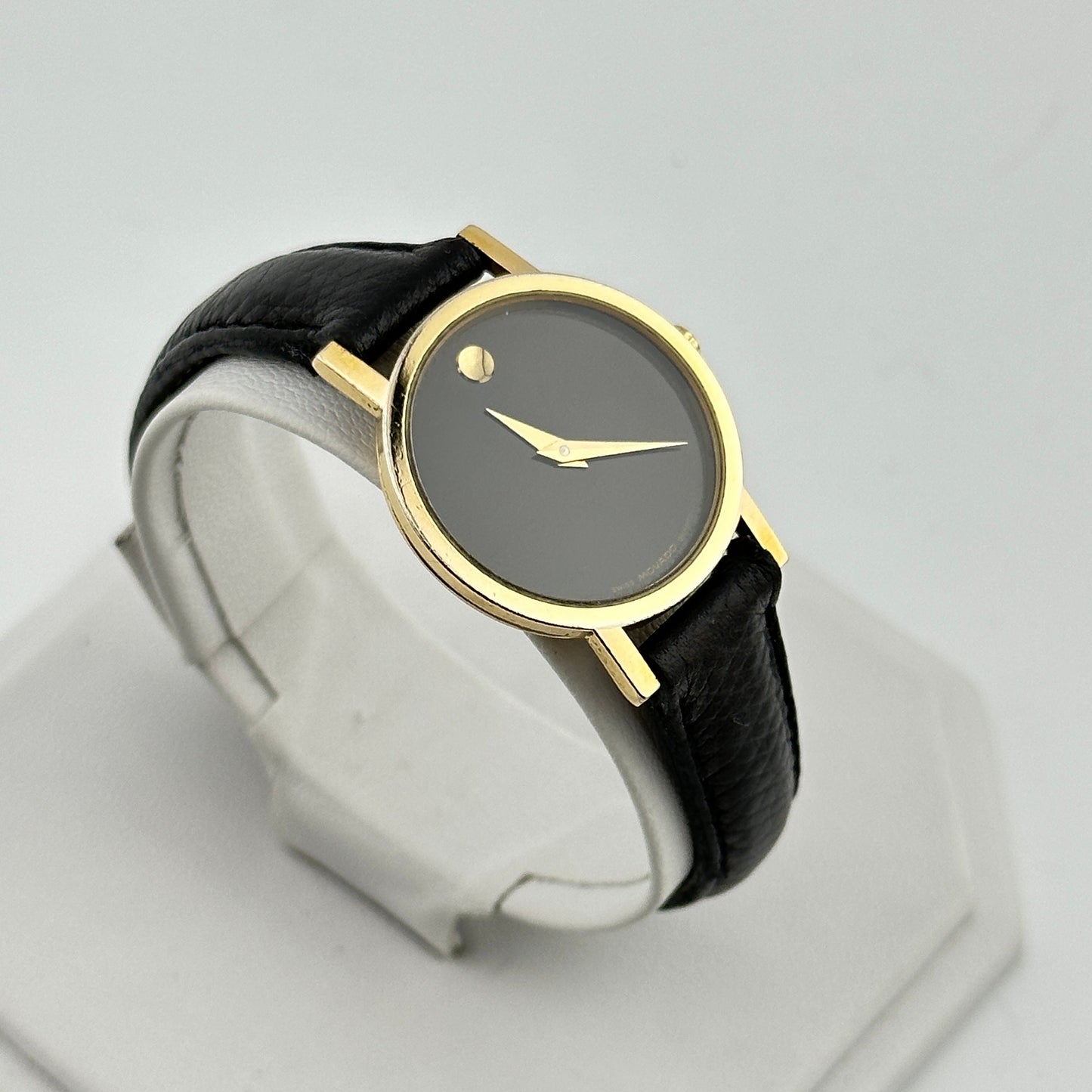 Movado Museum Ultra-Thin Ladies 25mm Watch