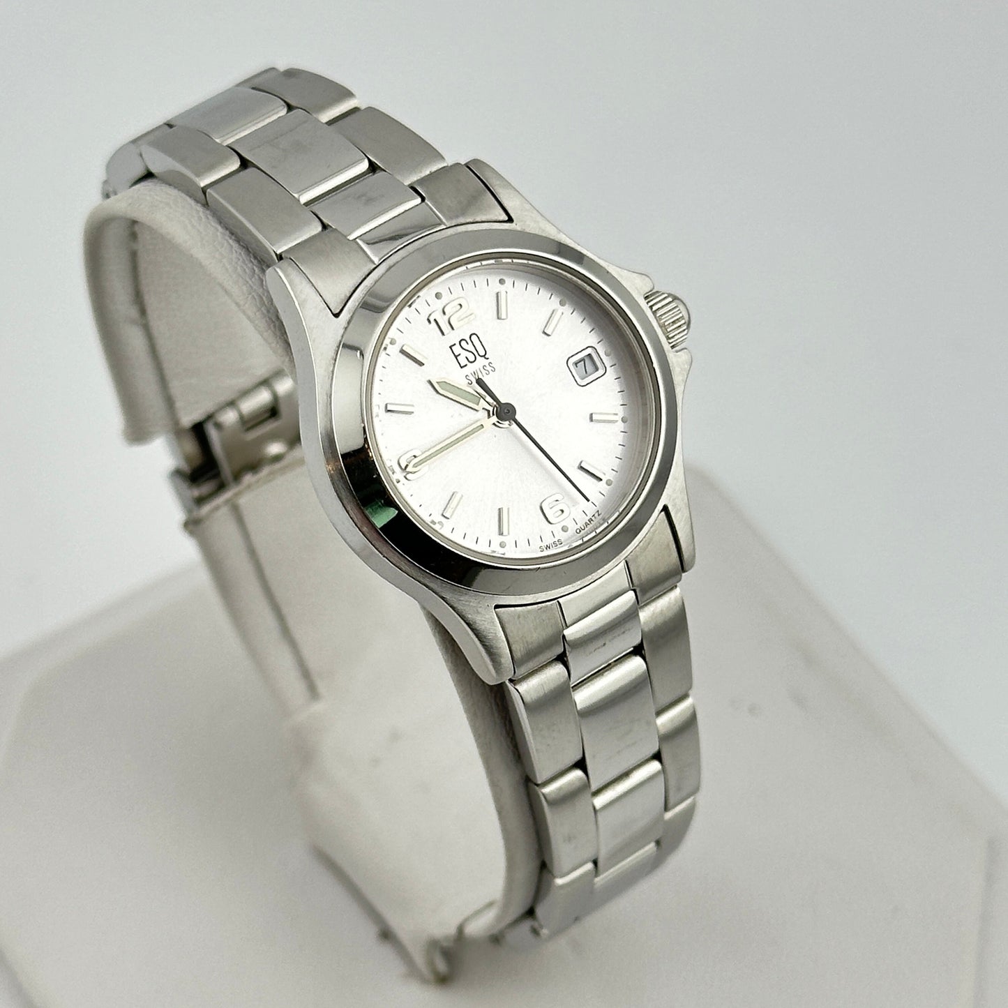 Vintage ESQ Swiss Quartz Movement Ladies 27mm Watch