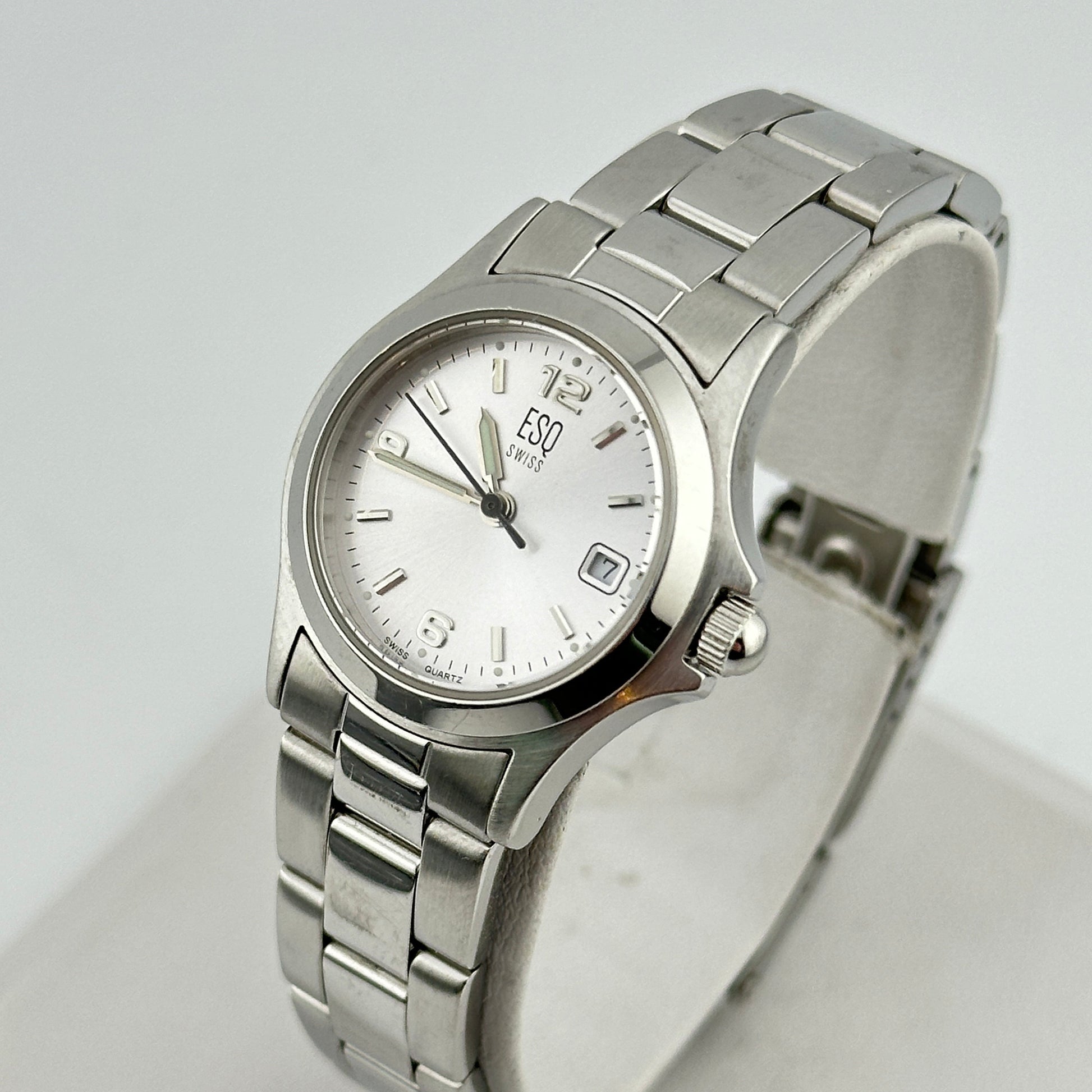 Vintage ESQ Swiss Quartz Movement Ladies 27mm Watch