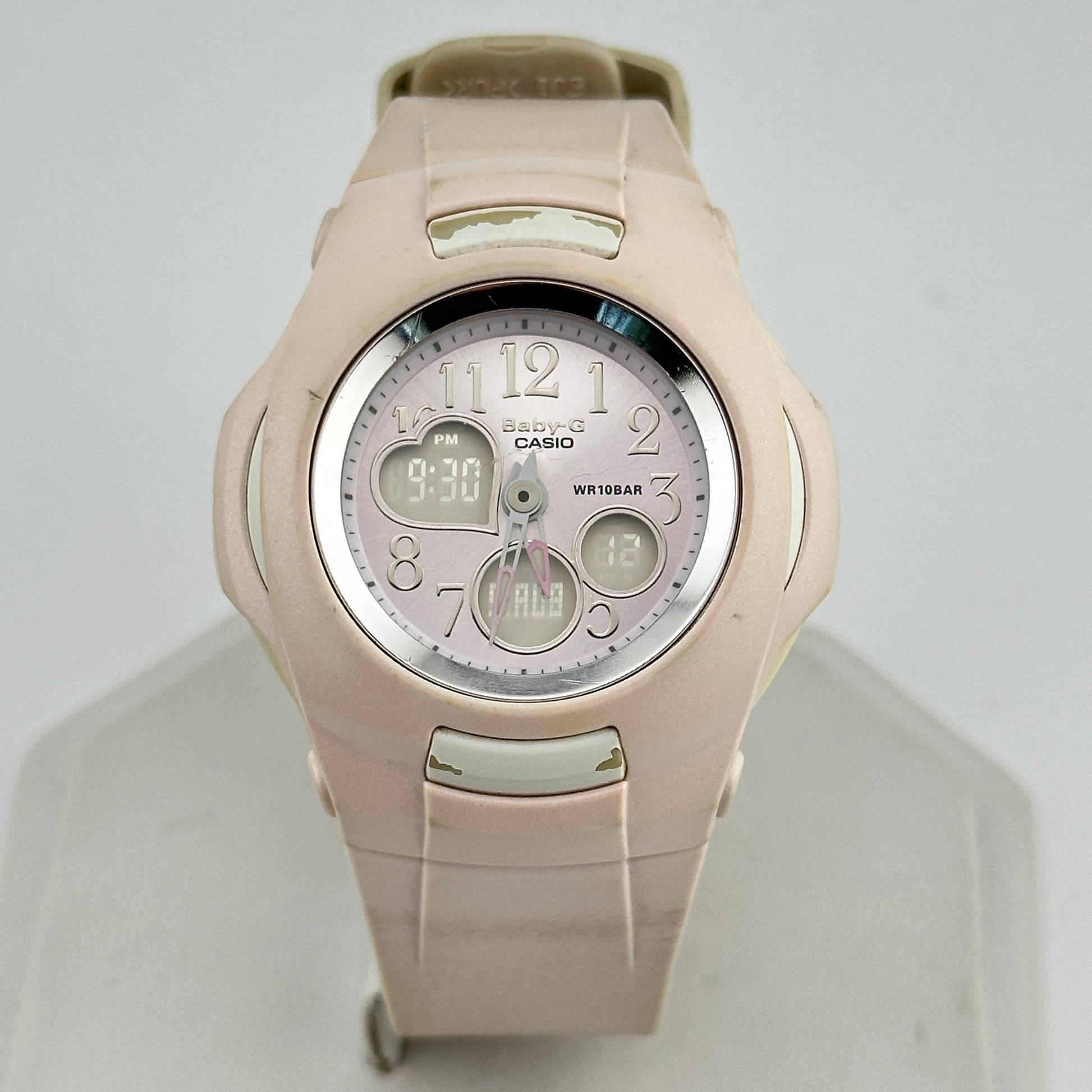 Casio Baby-G G-Shock Chunky 39mm Ladies watch - White and Pink Hearts