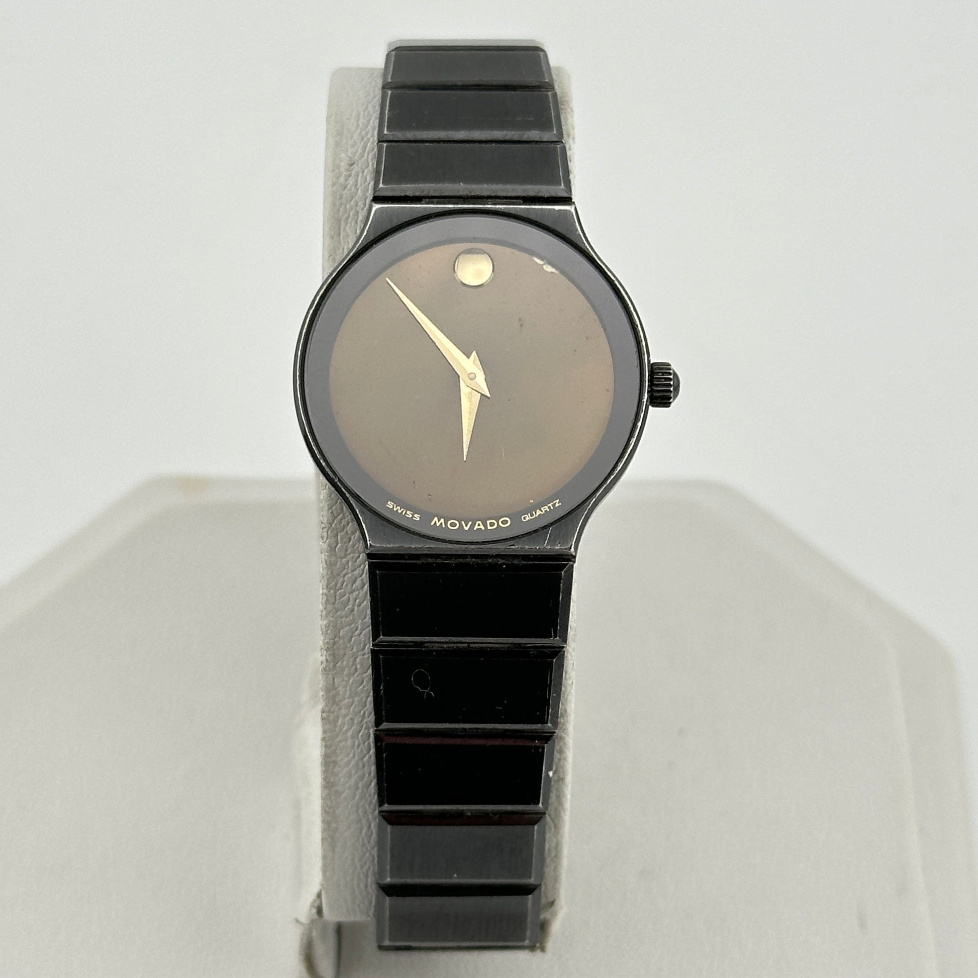 Movado Museum Ultra-Thin Ladies 23mm Watch