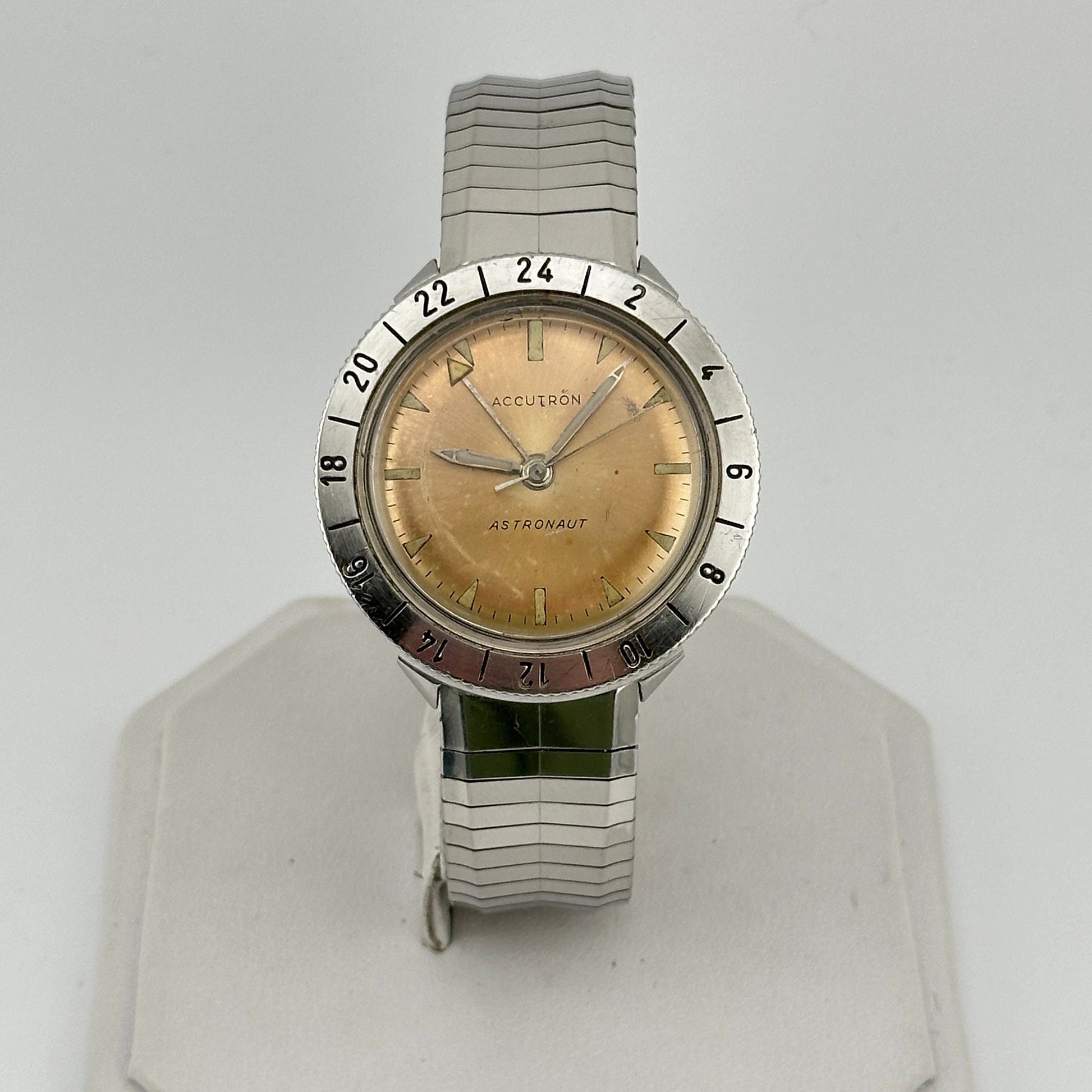 Vintage Bulova Accutron Astronaut M4 24h Men’s 38mm Watch c.1964